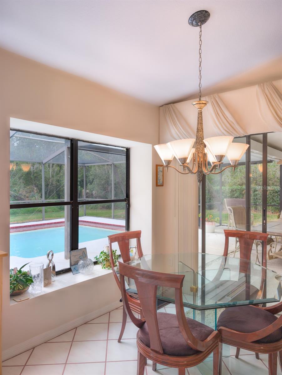 Image 22 of 61 For 346 Carson Lane