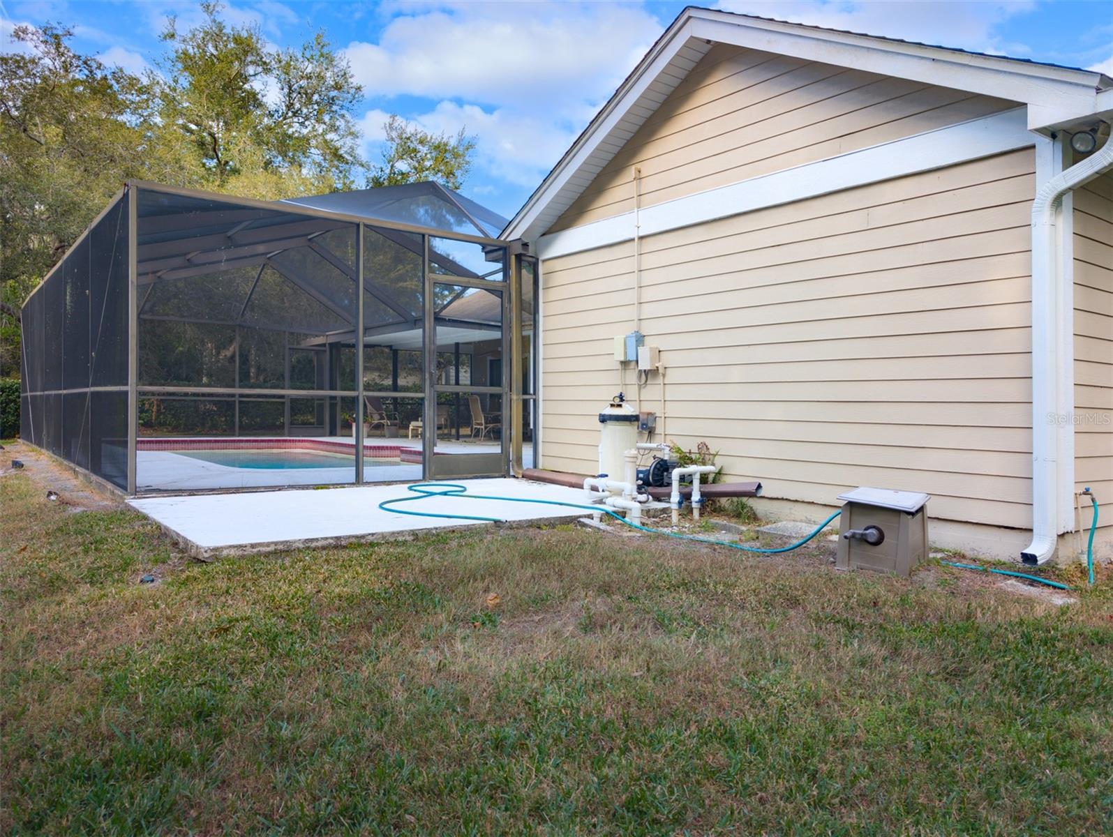 Image 38 of 61 For 346 Carson Lane