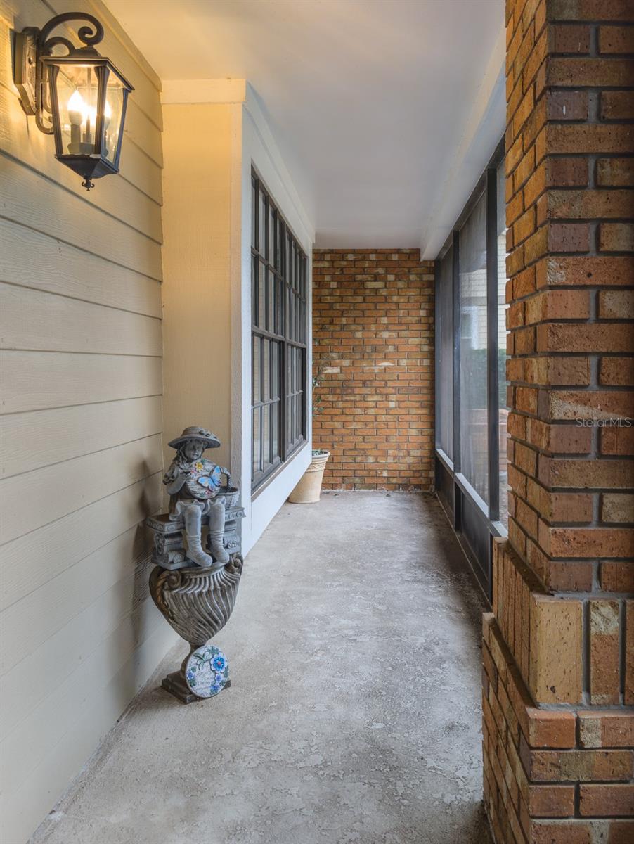 Image 4 of 61 For 346 Carson Lane