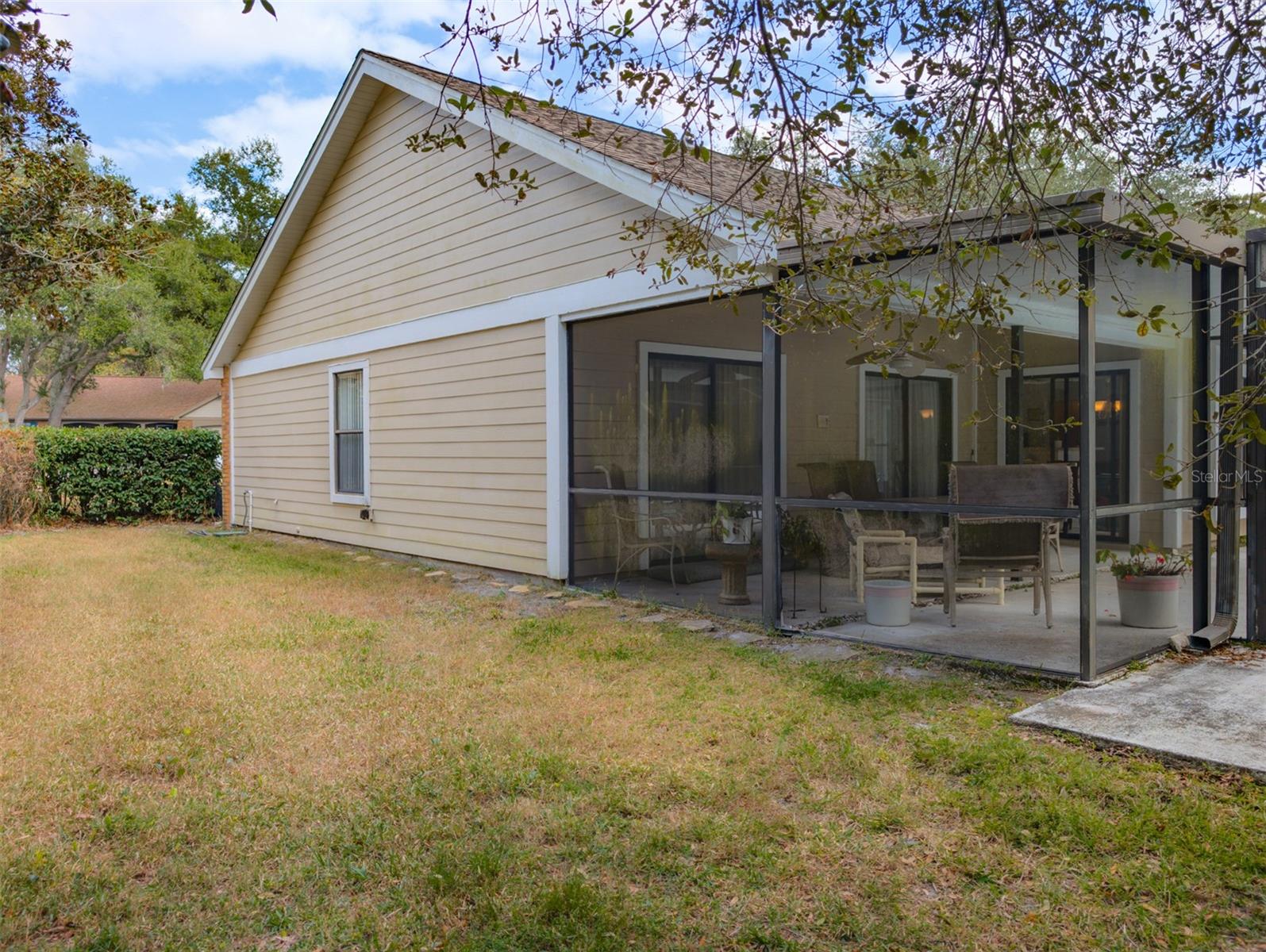 Image 45 of 61 For 346 Carson Lane