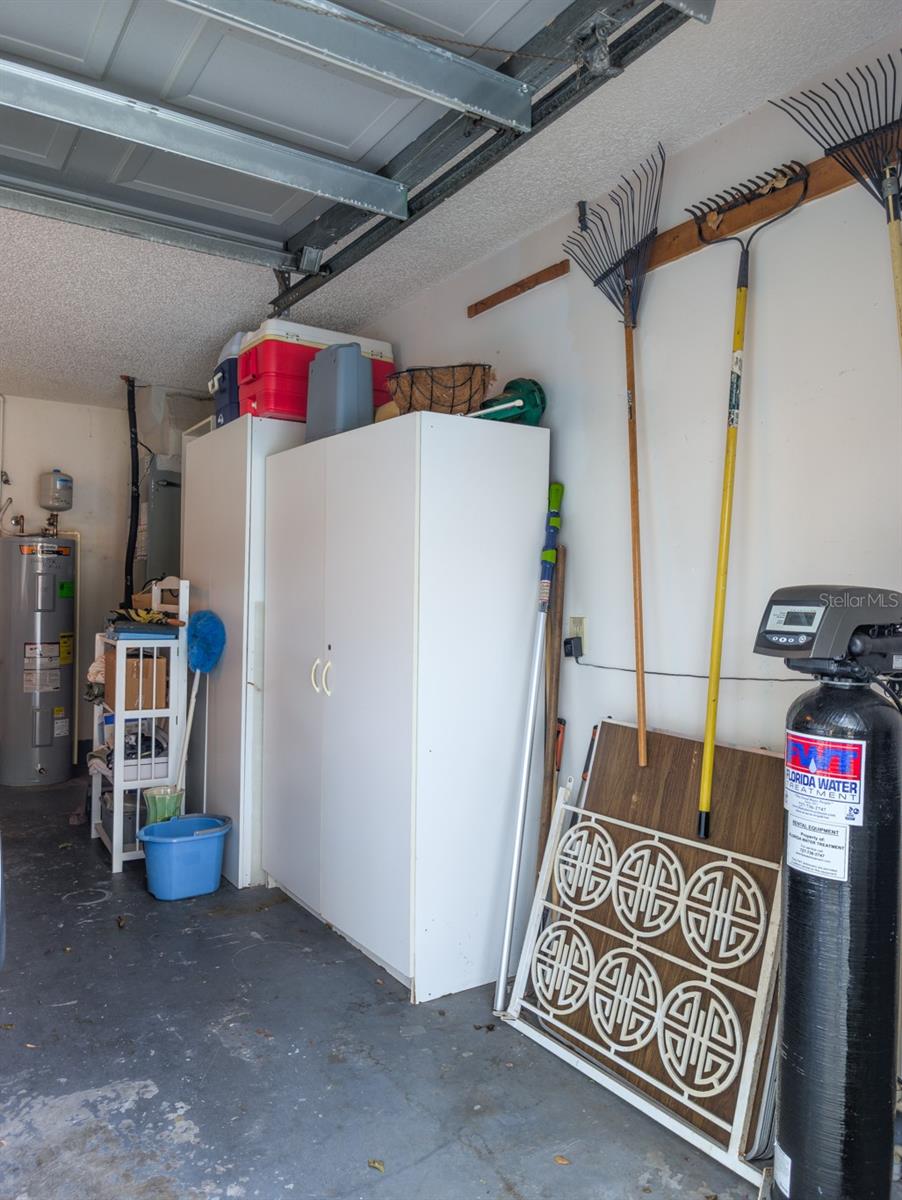 Image 51 of 61 For 346 Carson Lane