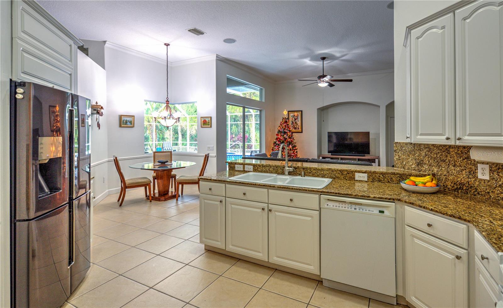 Image 10 of 34 For 17388 Emerald Chase Drive