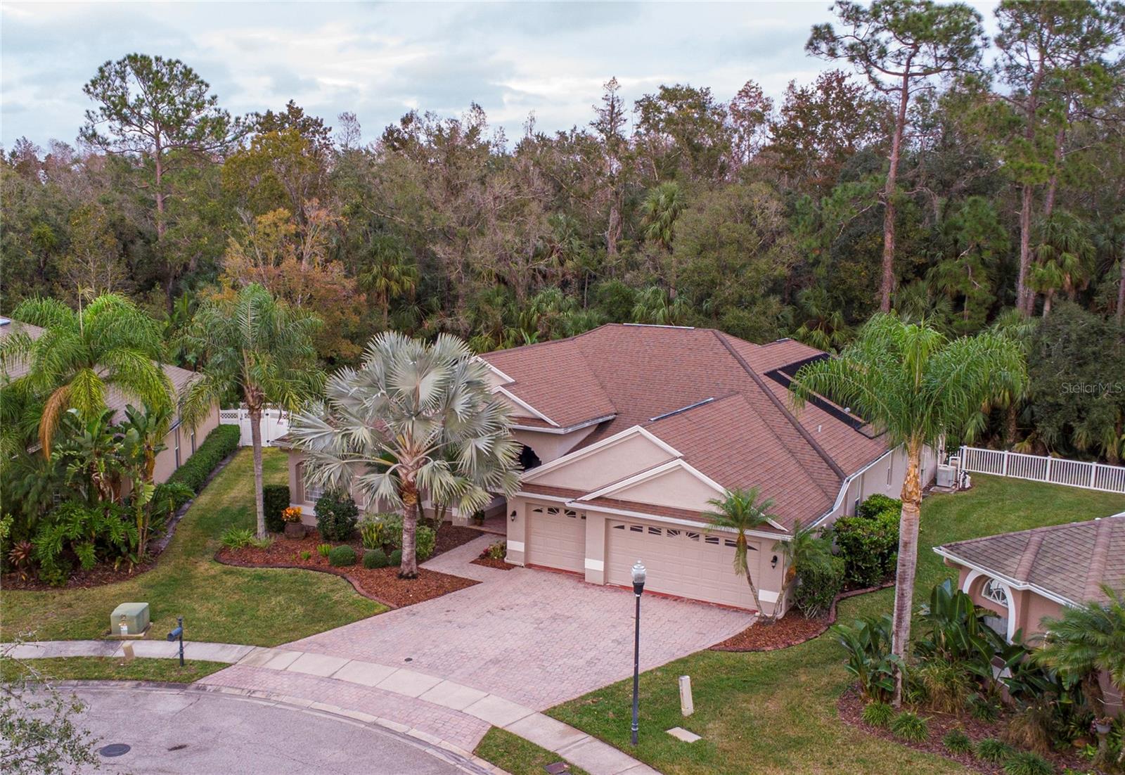 Image 27 of 34 For 17388 Emerald Chase Drive