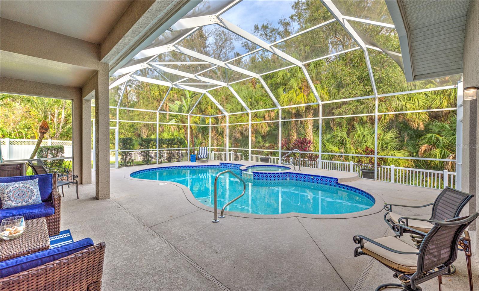 Image 29 of 34 For 17388 Emerald Chase Drive