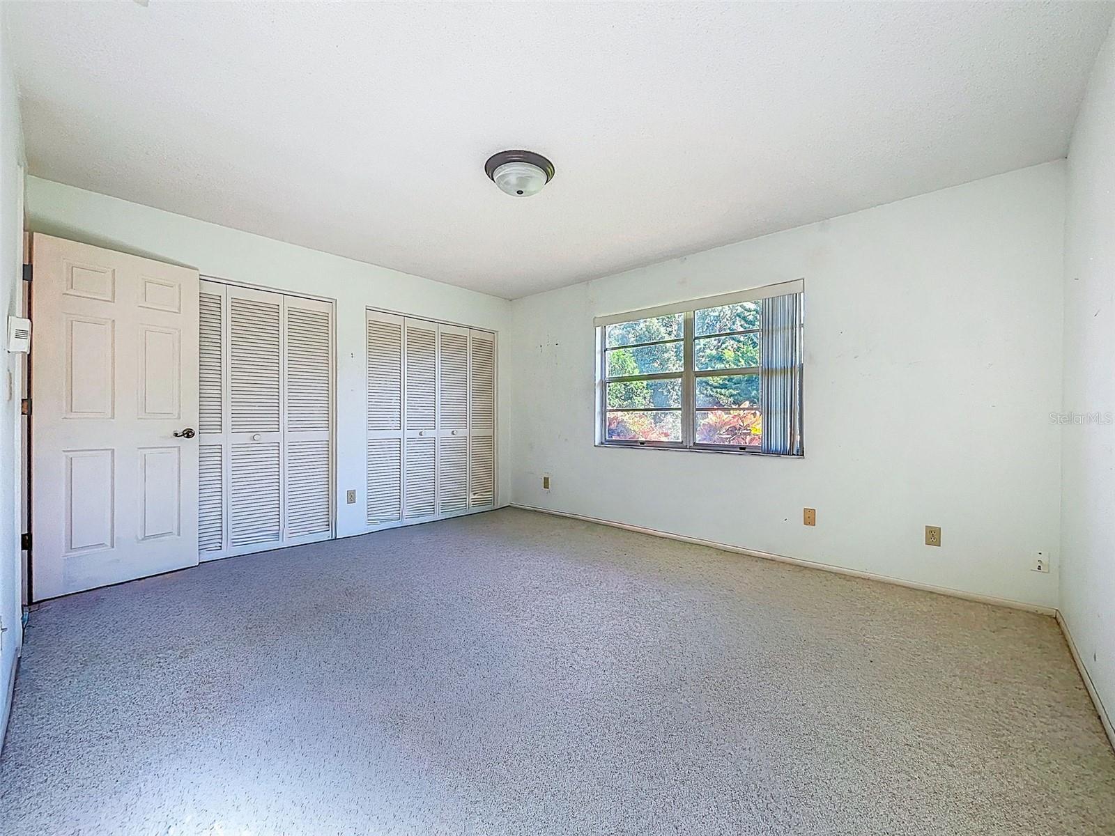 Image 29 of 51 For 1637 Caledonia Drive