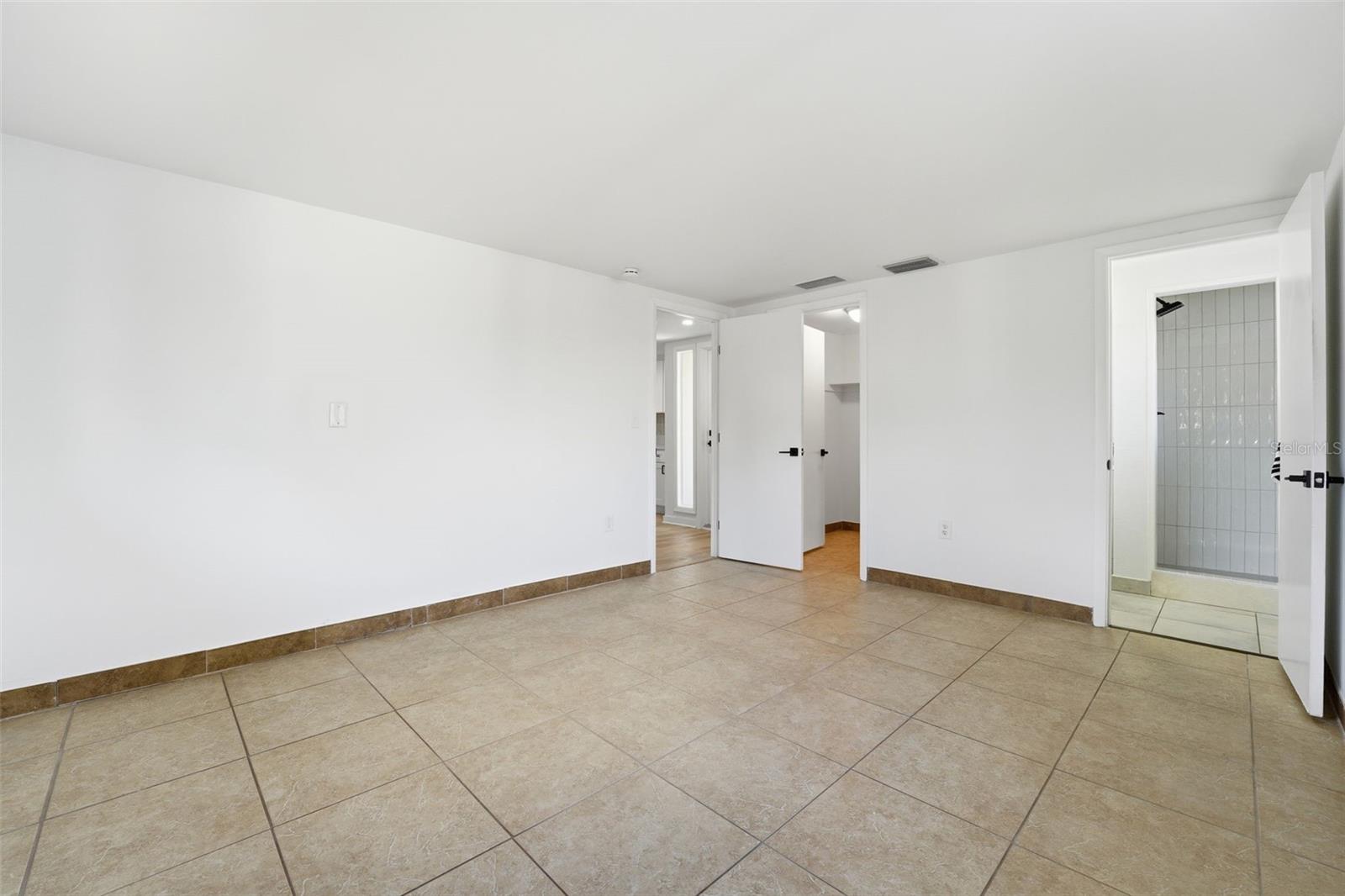 Image 14 of 30 For 2551 12th Street