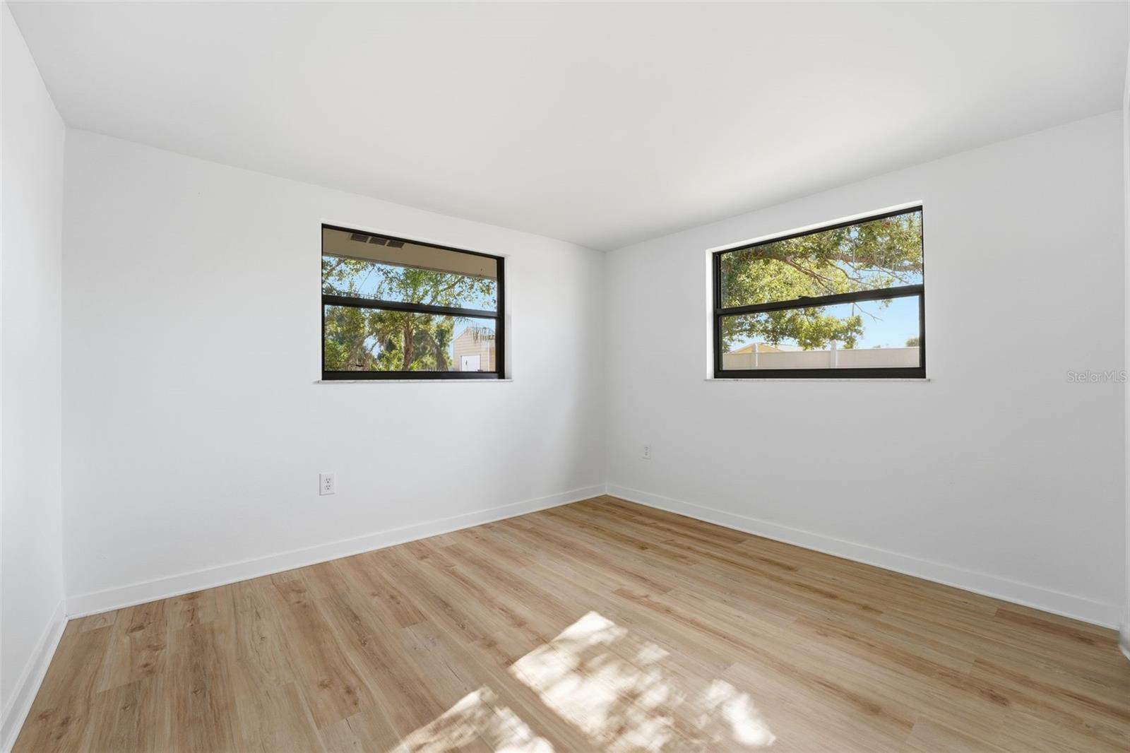 Image 16 of 30 For 2551 12th Street