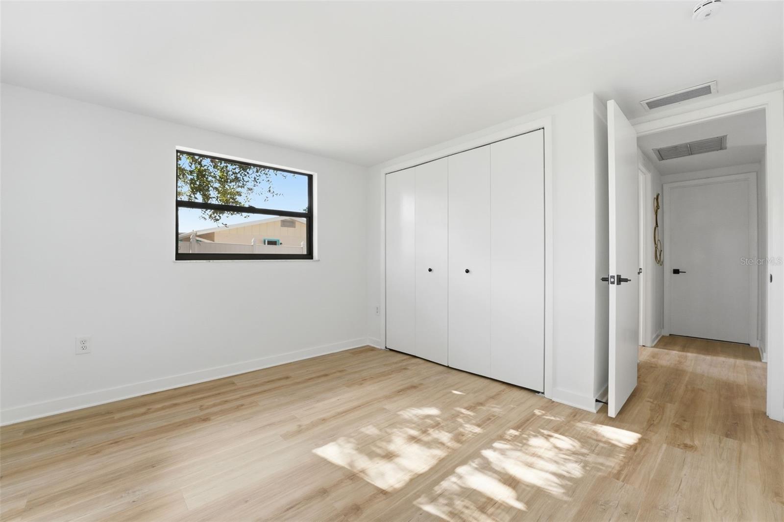 Image 17 of 30 For 2551 12th Street