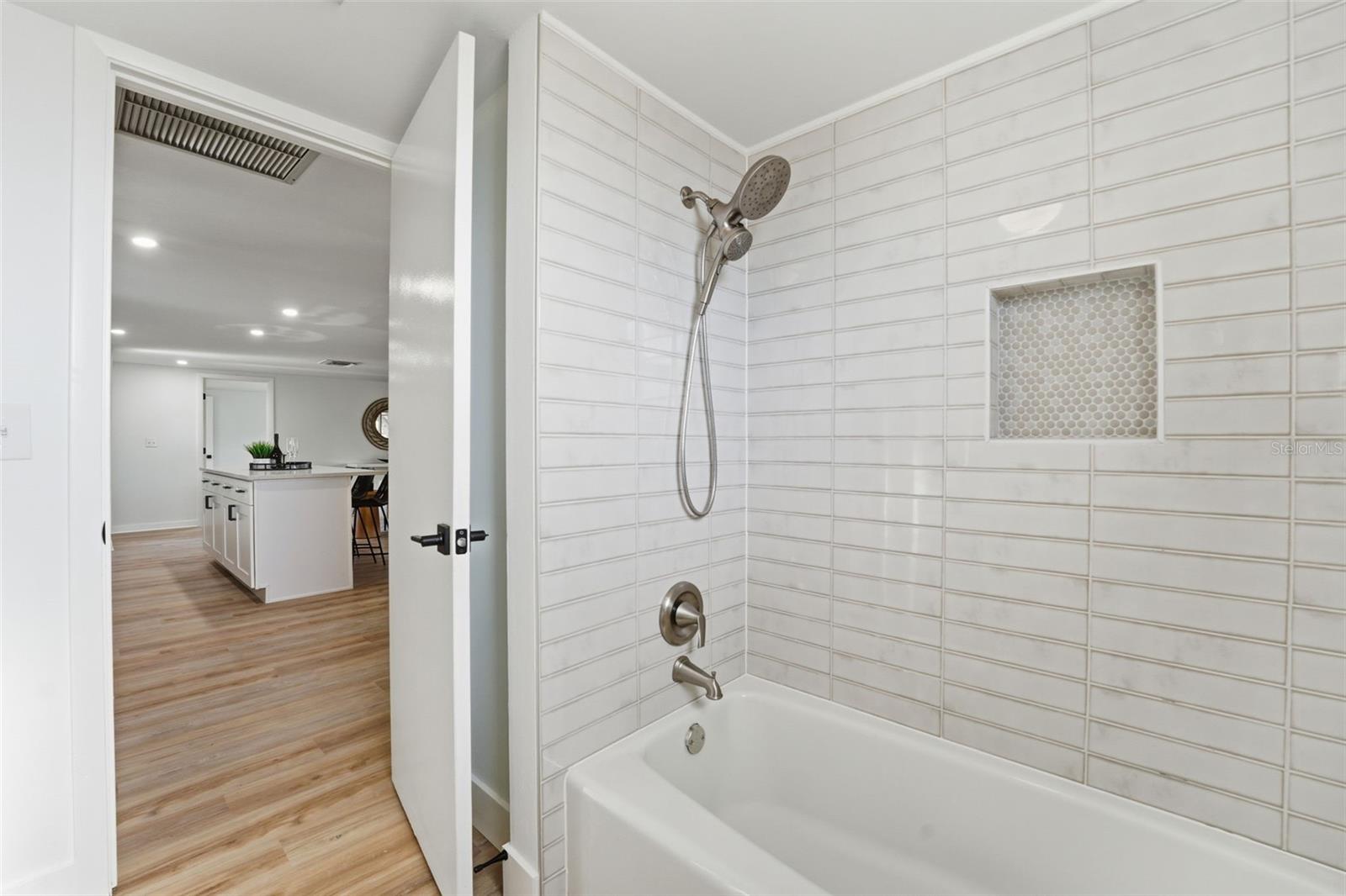 Image 19 of 30 For 2551 12th Street