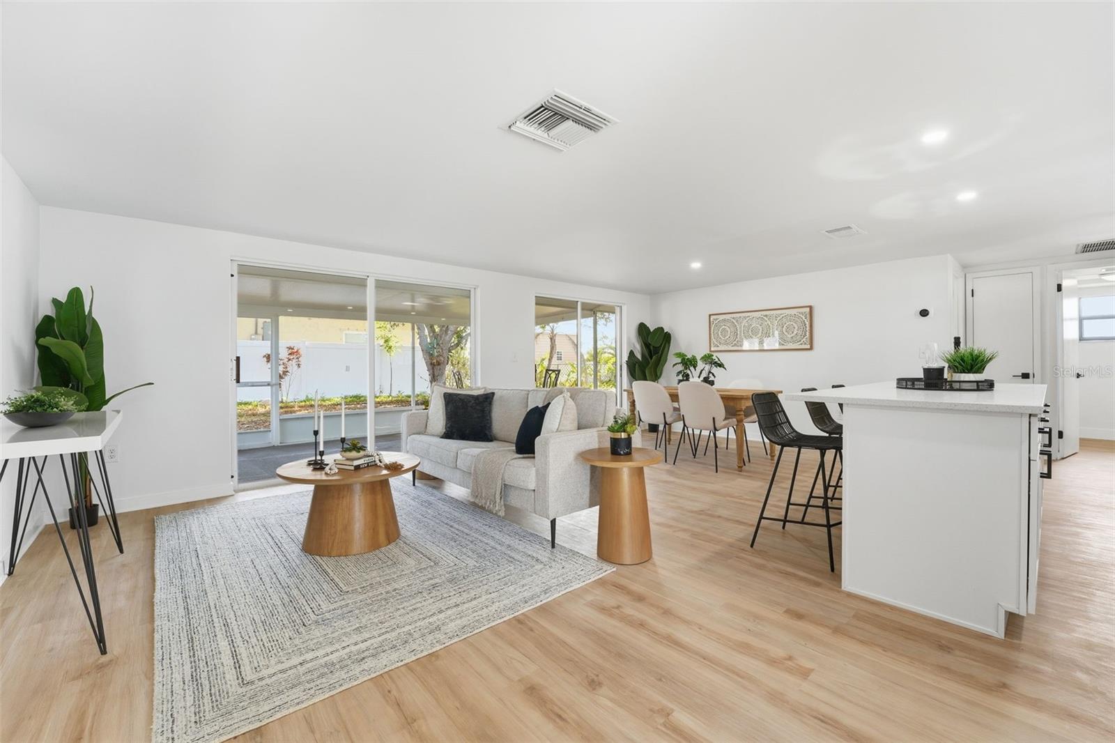 Image 2 of 30 For 2551 12th Street