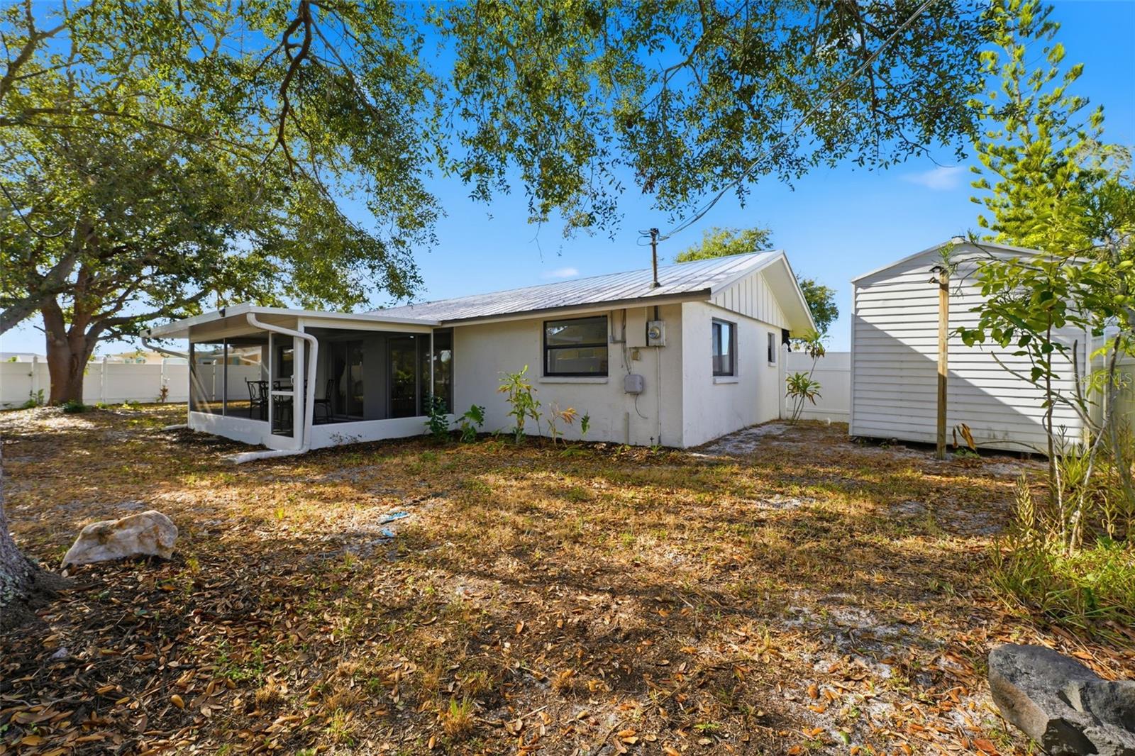 Image 22 of 30 For 2551 12th Street