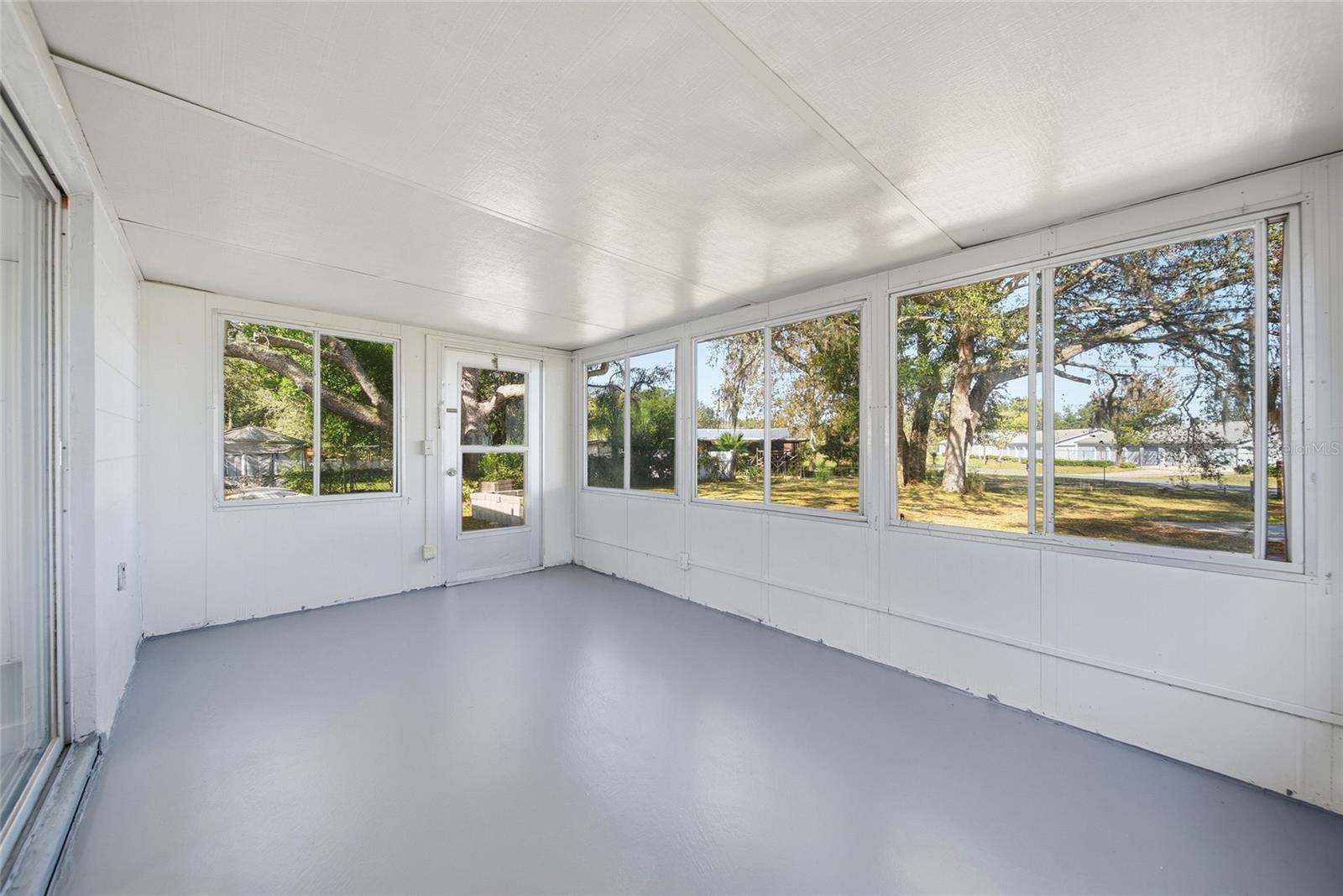 Image 19 of 34 For 34815 Gardenia Way