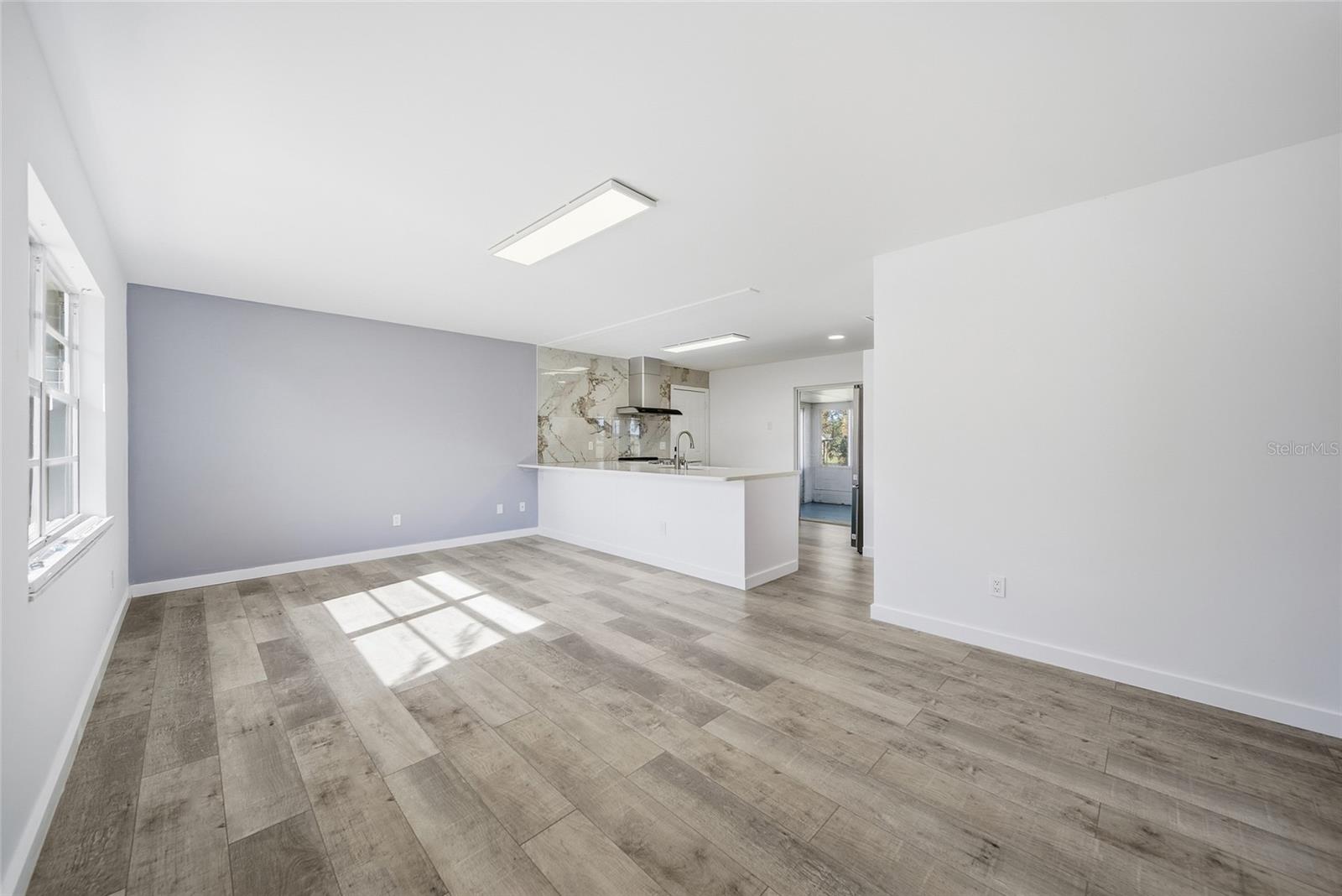 Image 7 of 34 For 34815 Gardenia Way