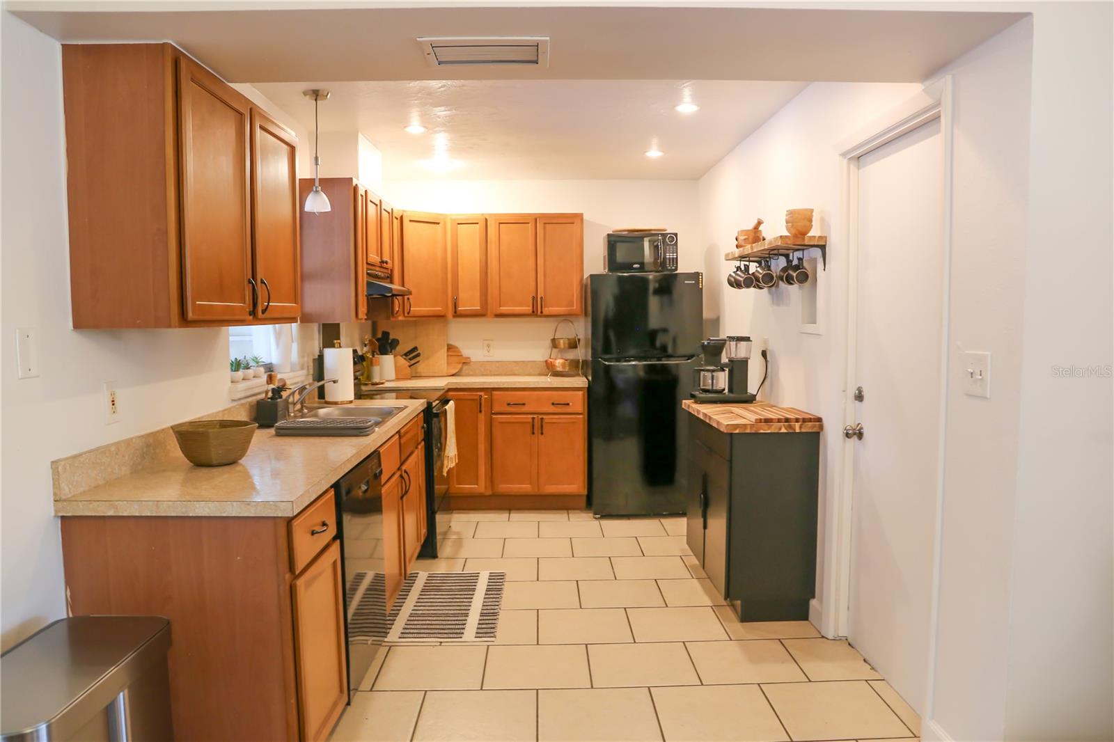 Image 13 of 22 For 1810 Copper Kettle Lane