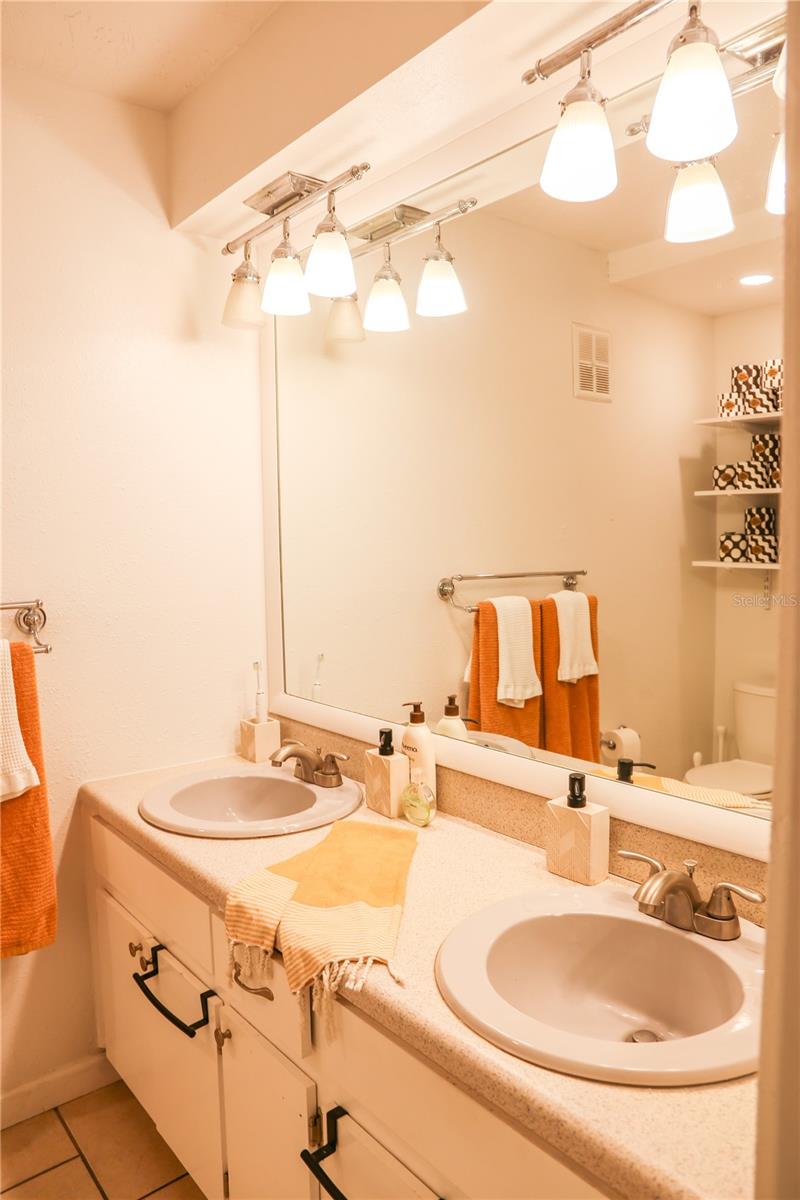 Image 15 of 22 For 1810 Copper Kettle Lane