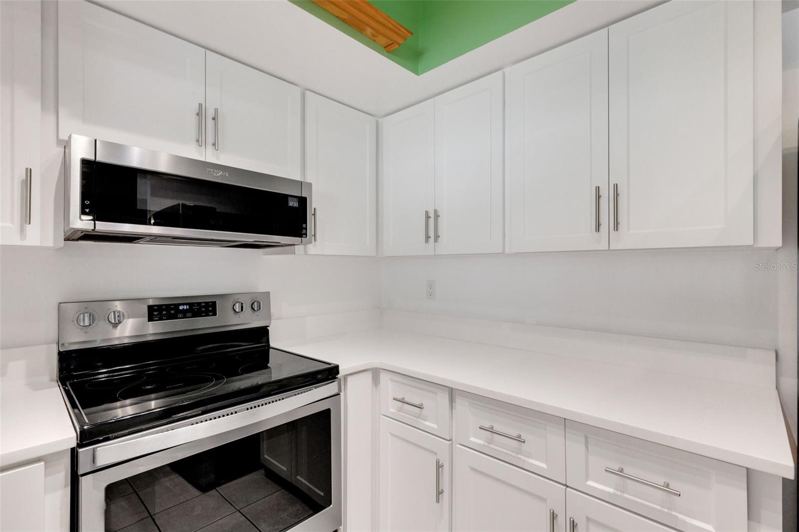 Image 16 of 58 For 2010 7th Place Sw