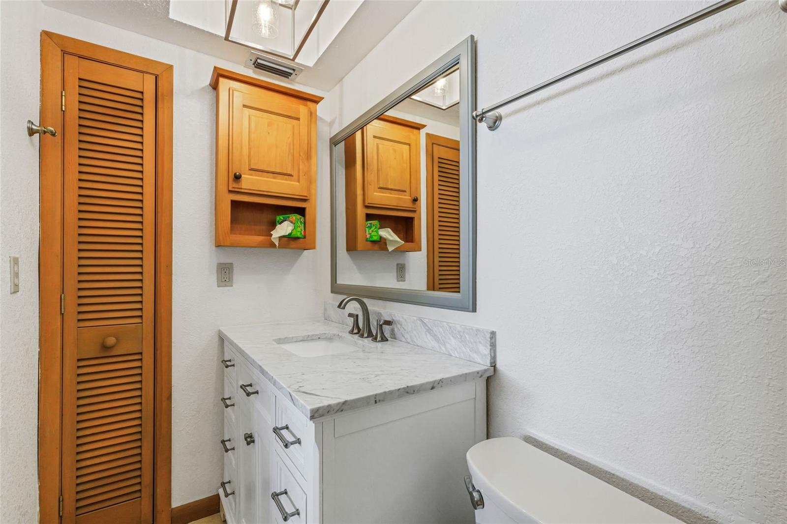 Image 22 of 58 For 2010 7th Place Sw