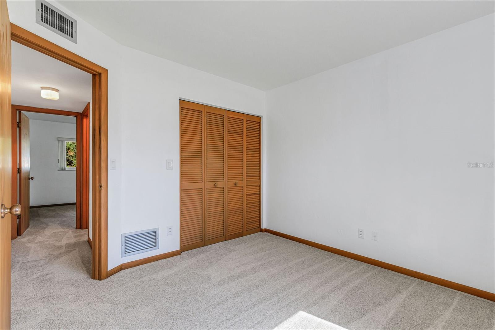 Image 24 of 58 For 2010 7th Place Sw