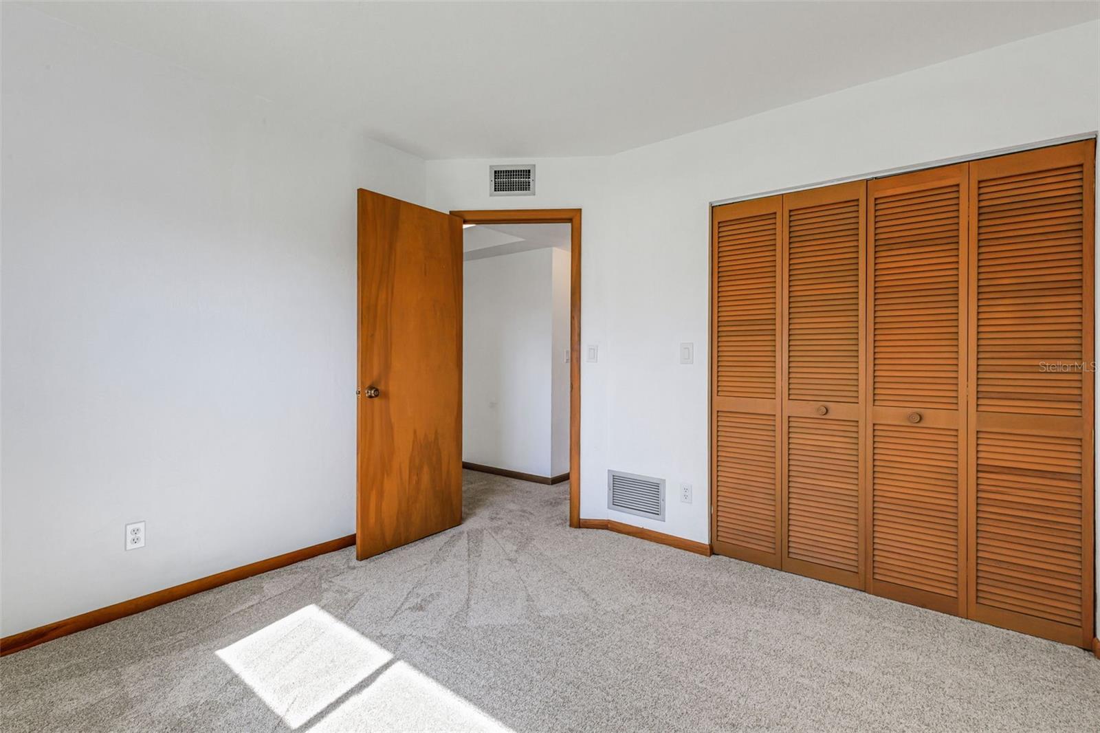 Image 25 of 58 For 2010 7th Place Sw