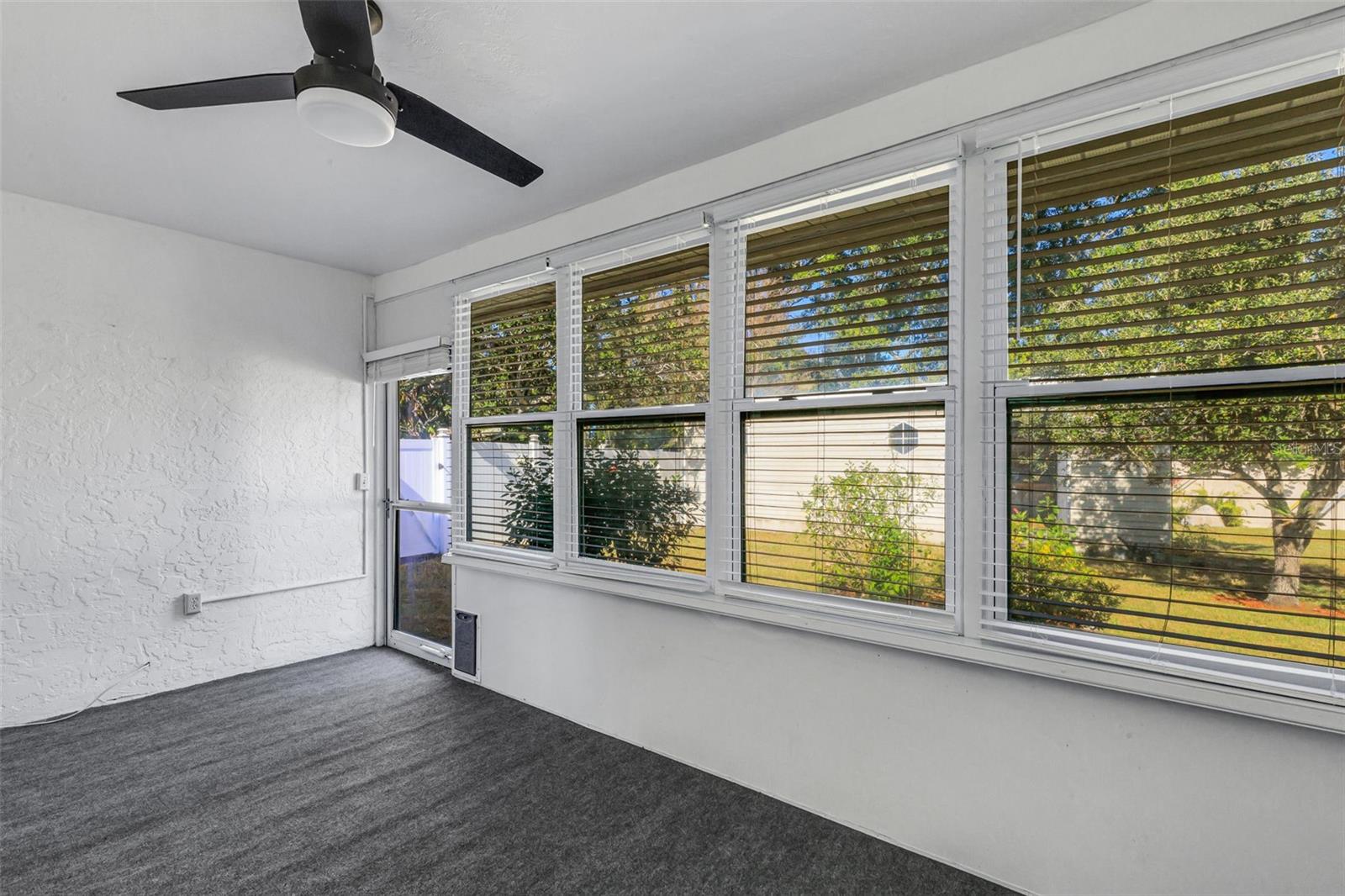 Image 32 of 58 For 2010 7th Place Sw