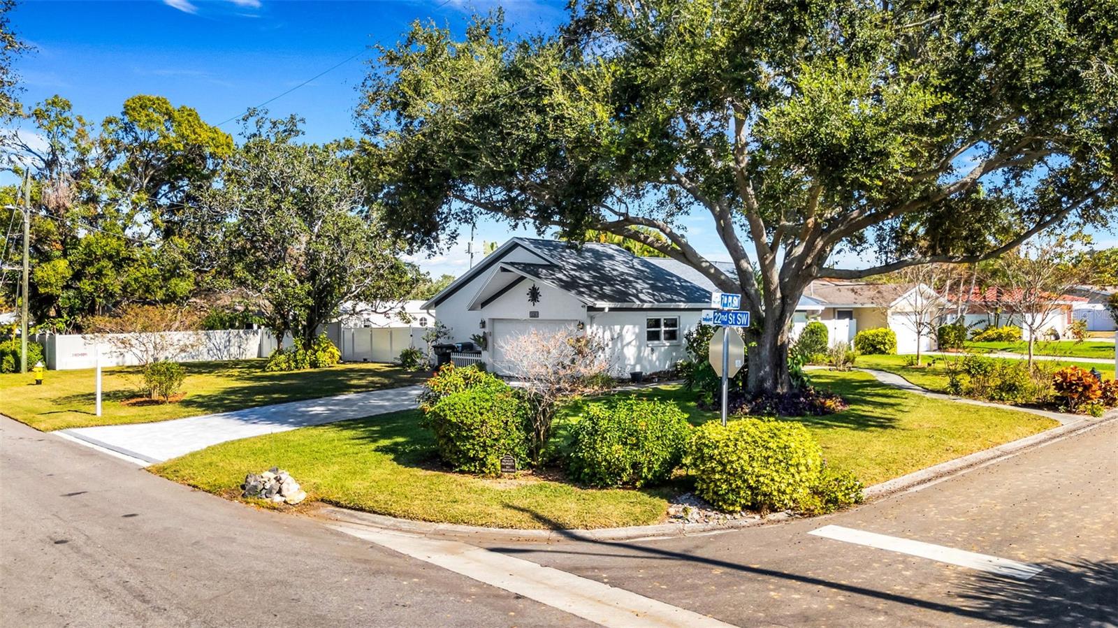 Image 6 of 58 For 2010 7th Place Sw