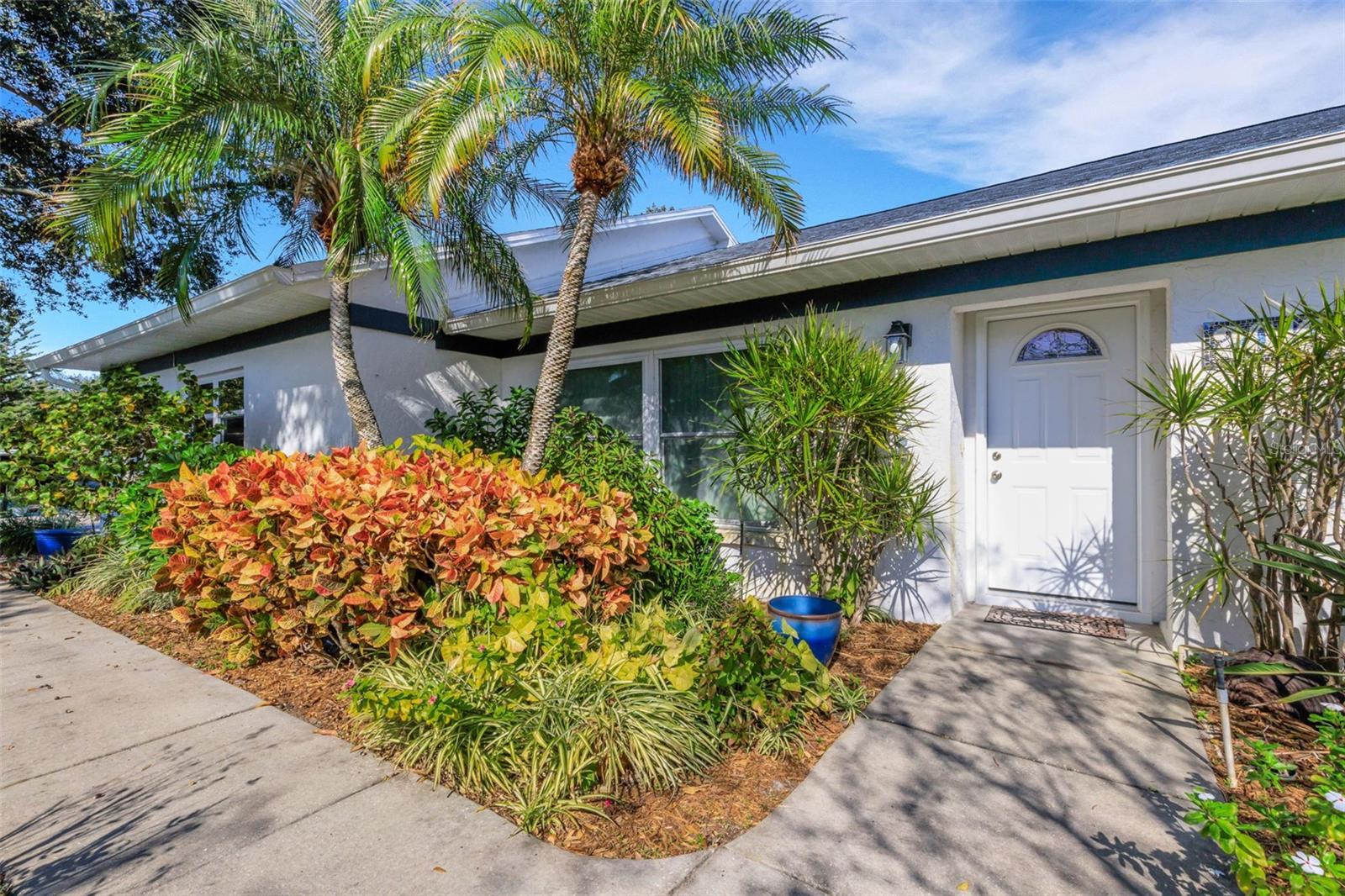 Image 7 of 58 For 2010 7th Place Sw