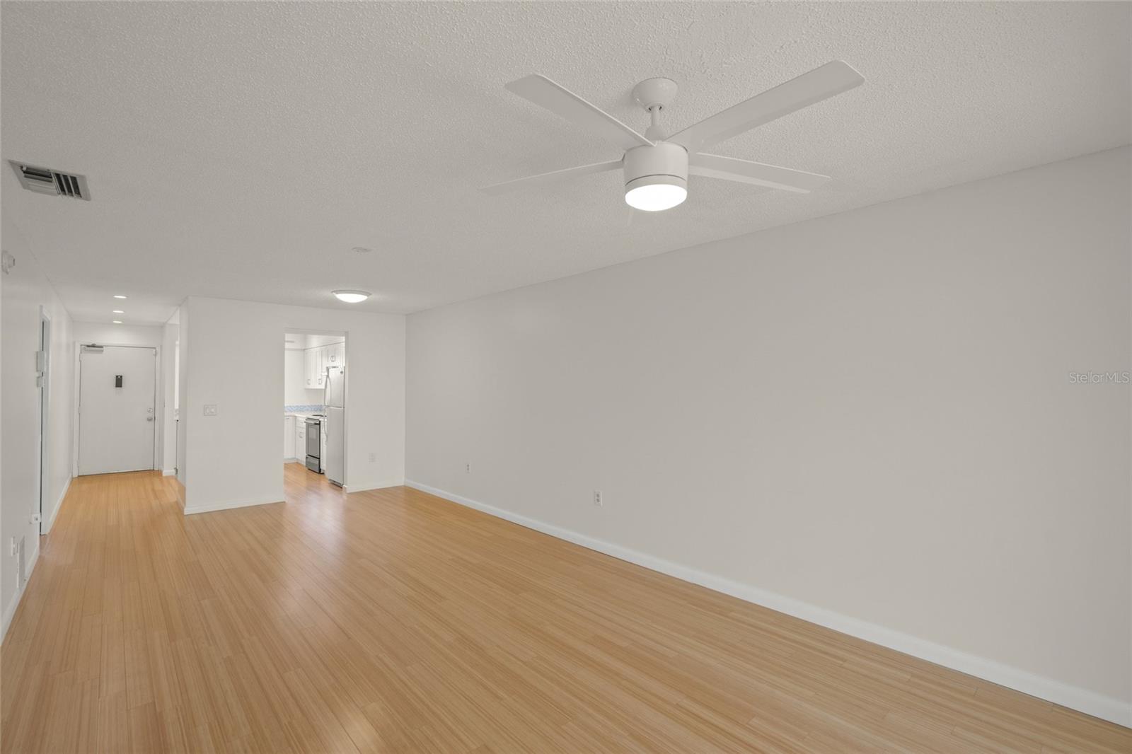 Image 12 of 67 For 3987 Maceachen Blvd 133