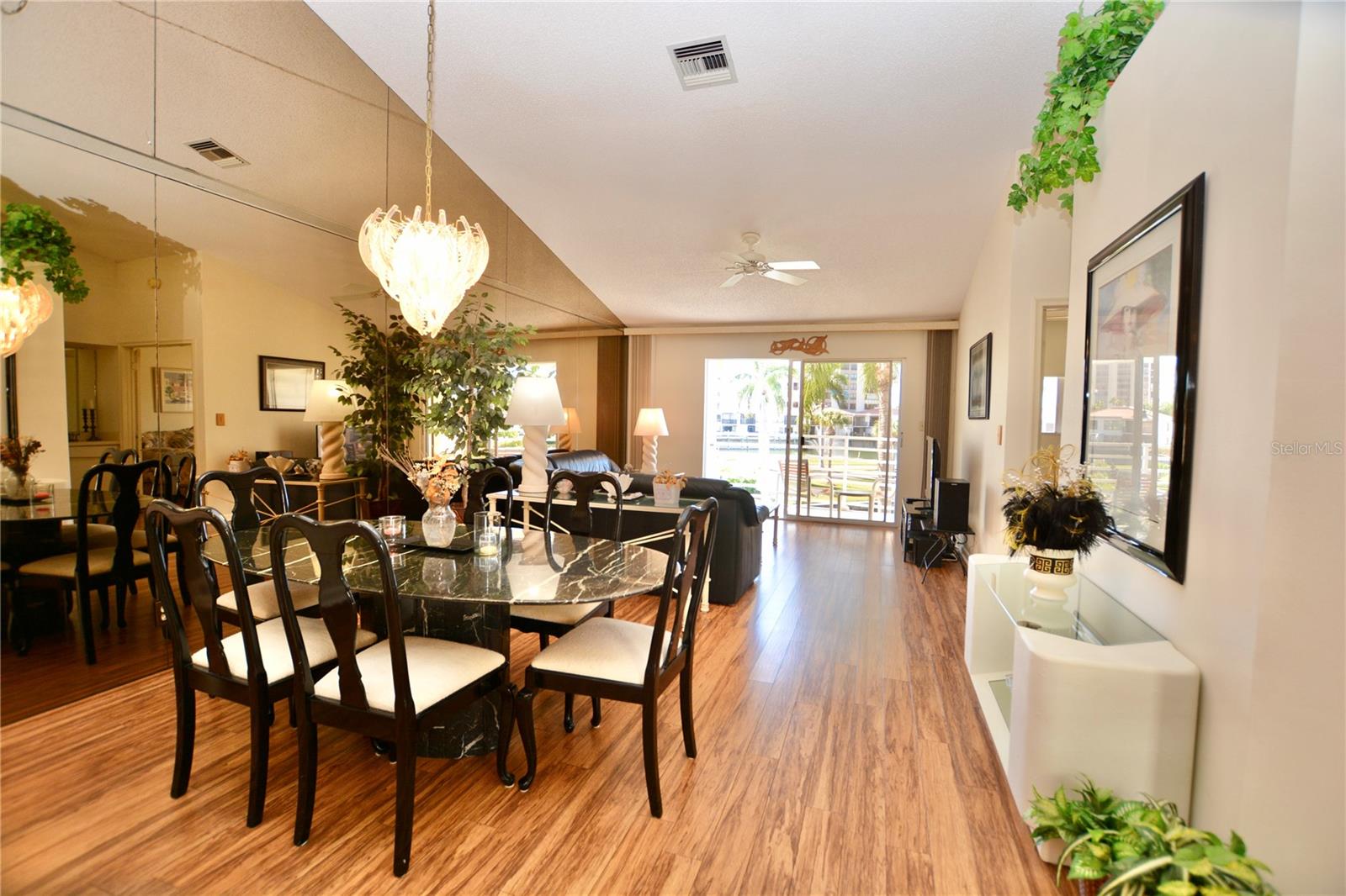 Image 11 of 54 For 6047 Bahia Del Mar Boulevard 264