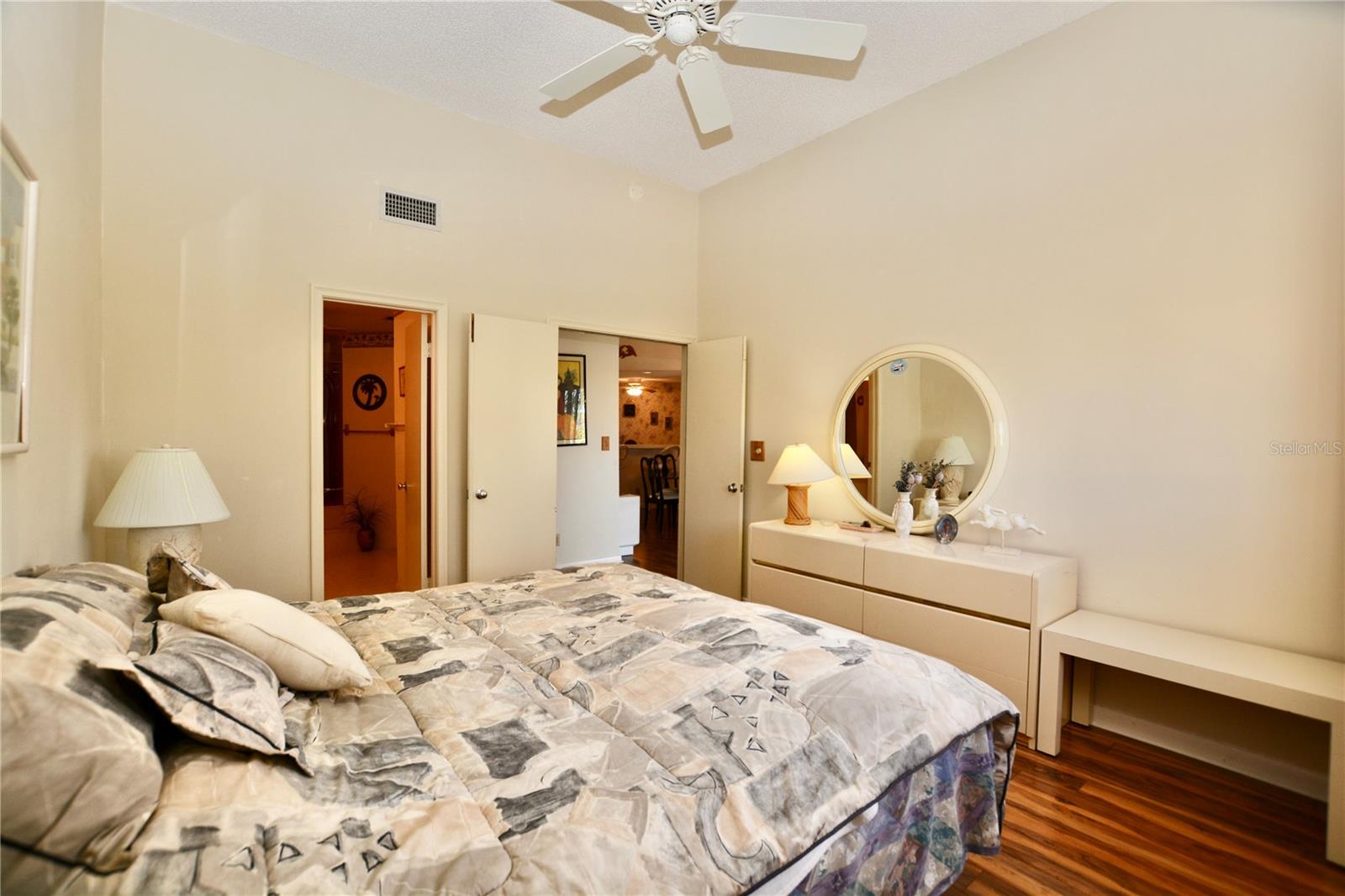 Image 25 of 54 For 6047 Bahia Del Mar Boulevard 264