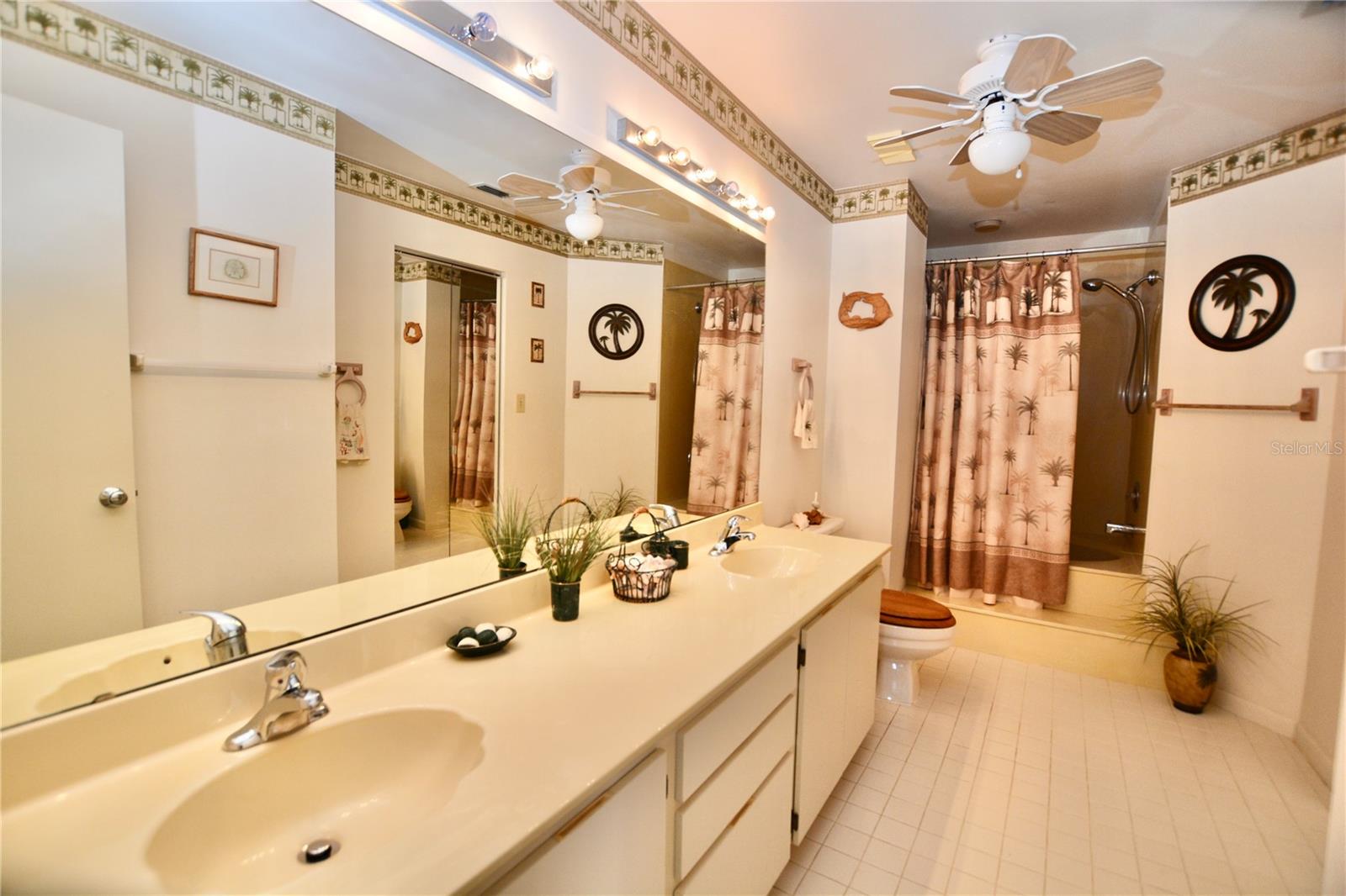 Image 27 of 54 For 6047 Bahia Del Mar Boulevard 264