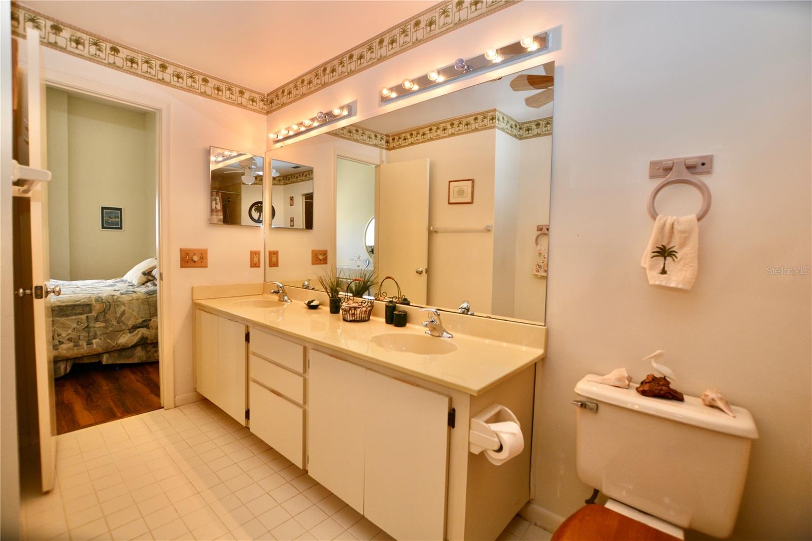 Image 28 of 54 For 6047 Bahia Del Mar Boulevard 264