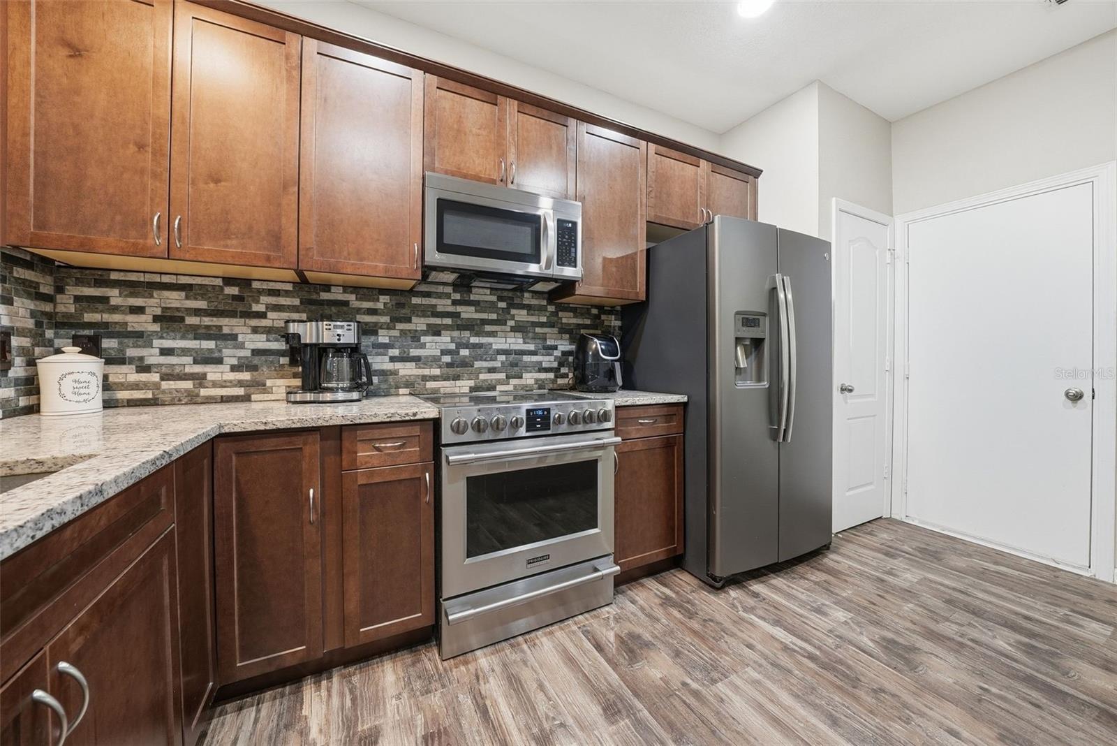 Image 7 of 39 For 4711 Barnstead Drive