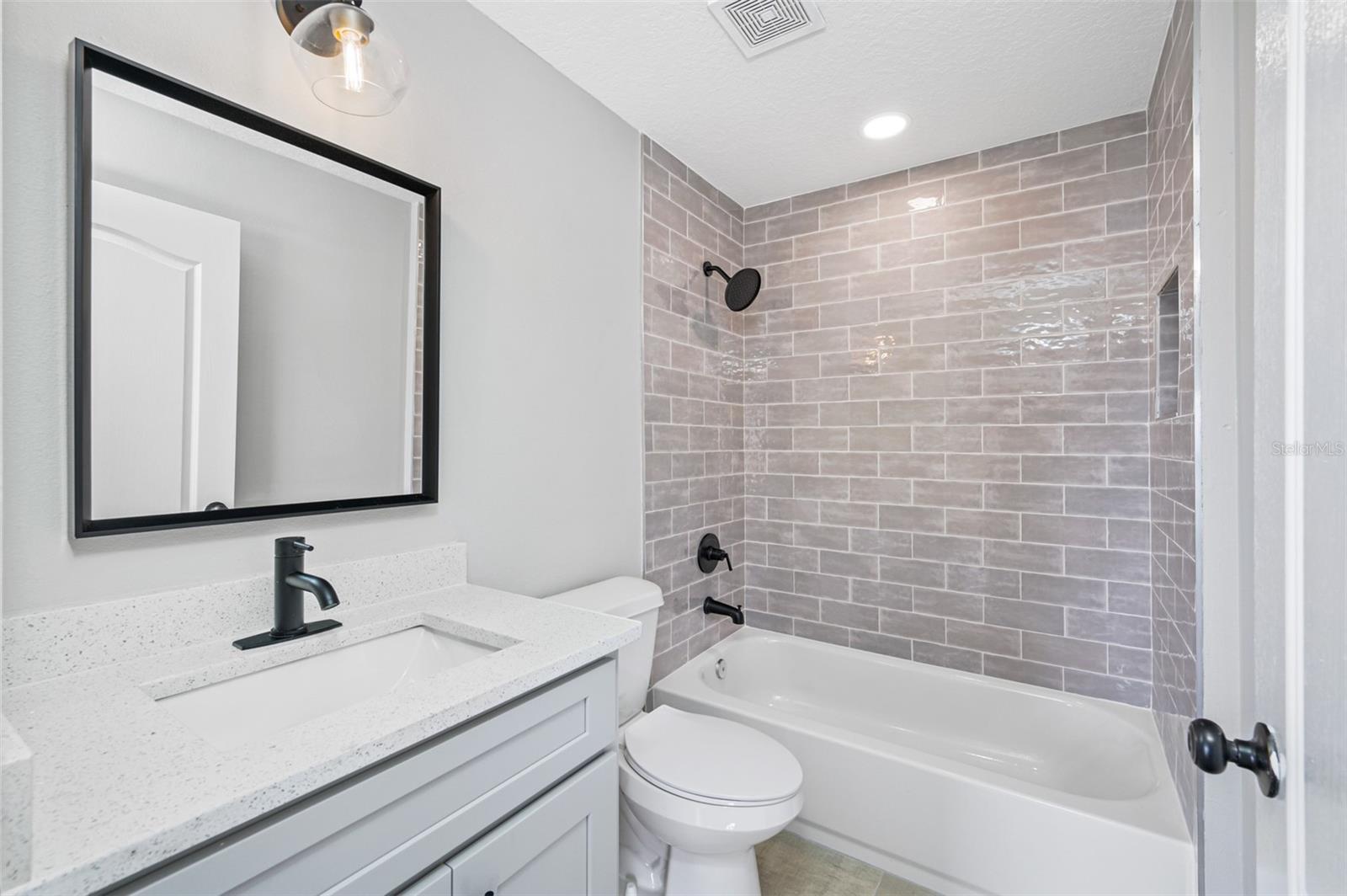 Image 11 of 36 For 31218 Baclan Drive