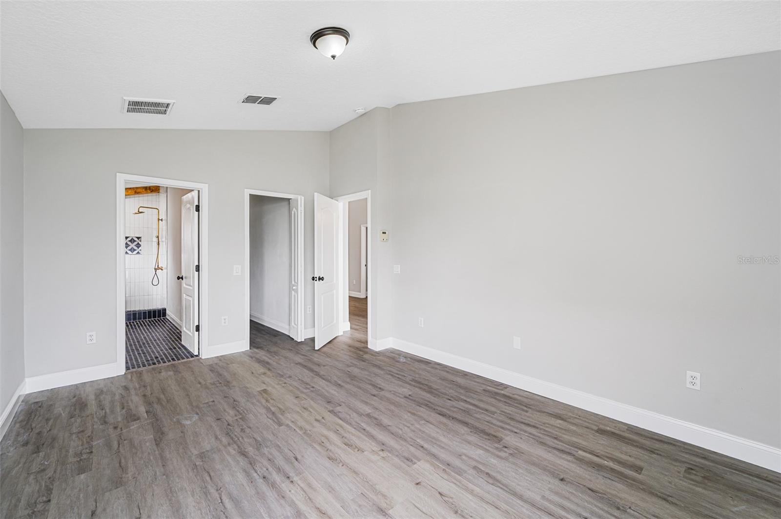 Image 16 of 36 For 31218 Baclan Drive