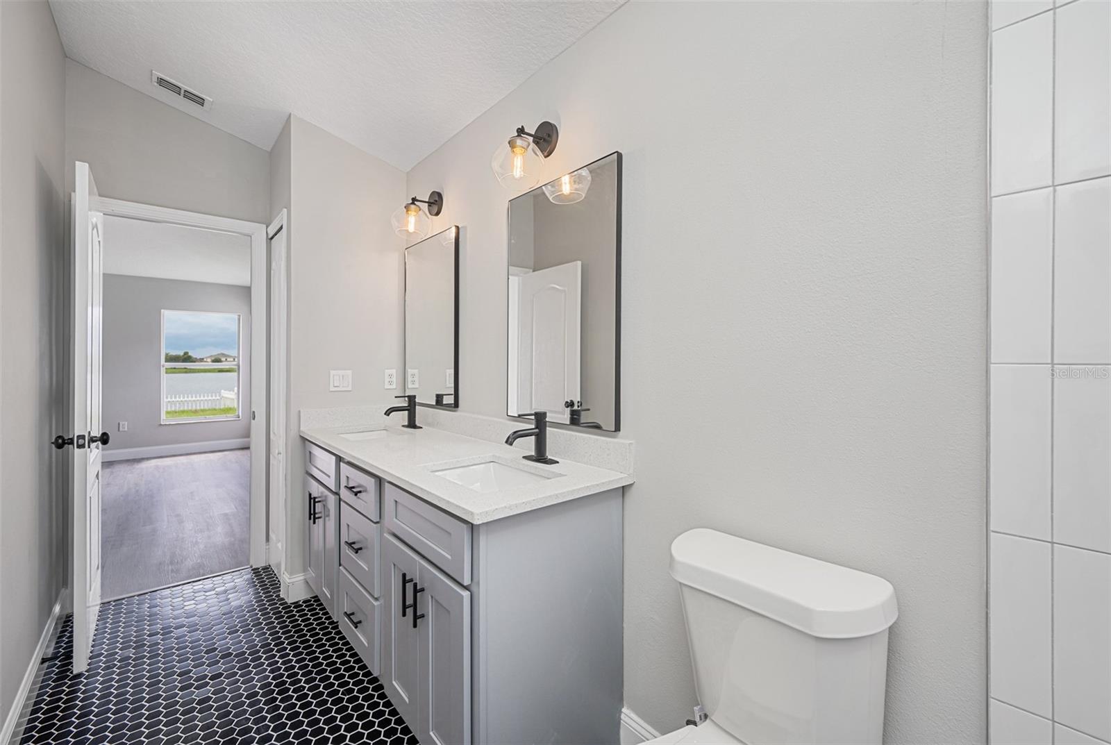 Image 20 of 36 For 31218 Baclan Drive