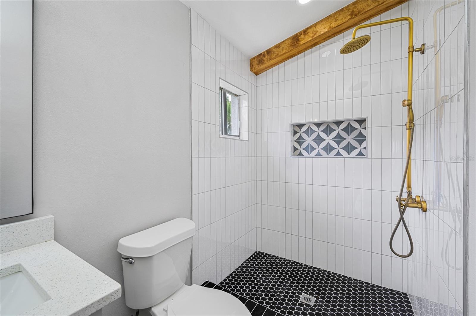 Image 7 of 36 For 31218 Baclan Drive