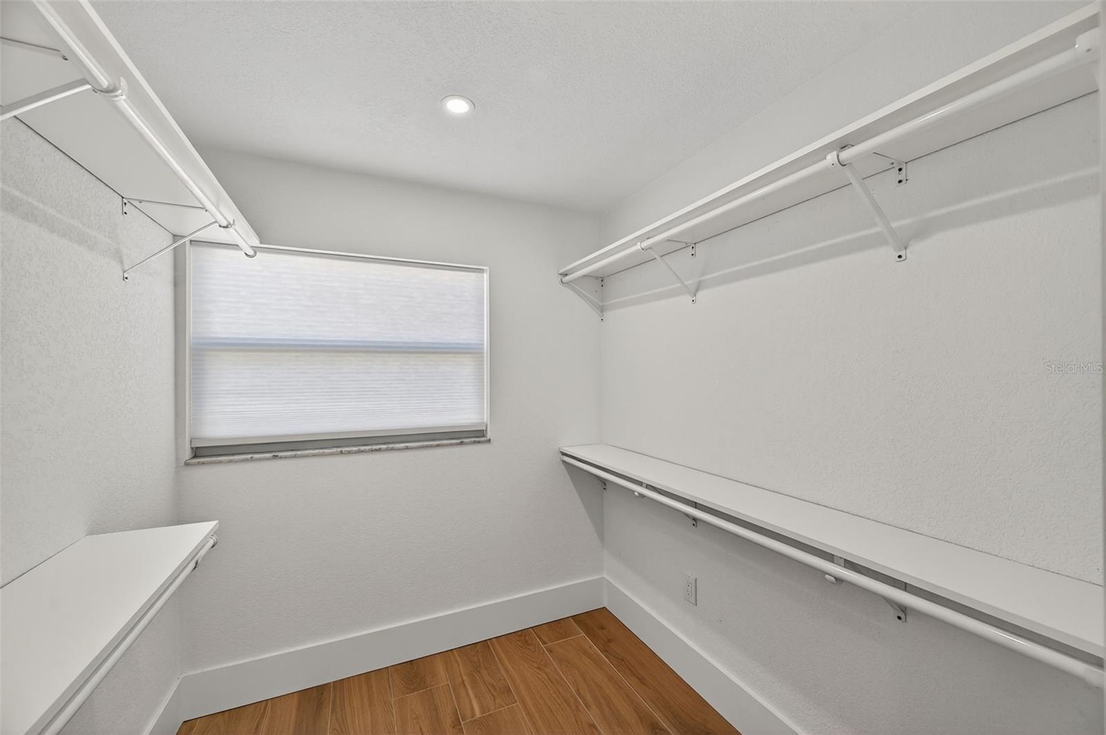 Image 15 of 28 For 1713 Connecticut Avenue Ne