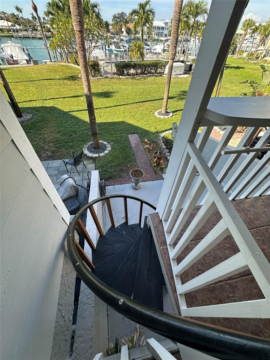 Image 10 of 39 For 370 Pinellas Bayway S C