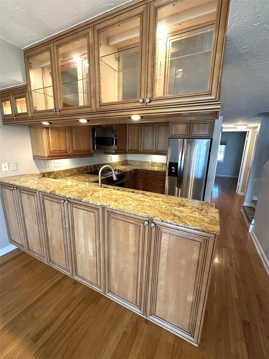 Image 16 of 39 For 370 Pinellas Bayway S C