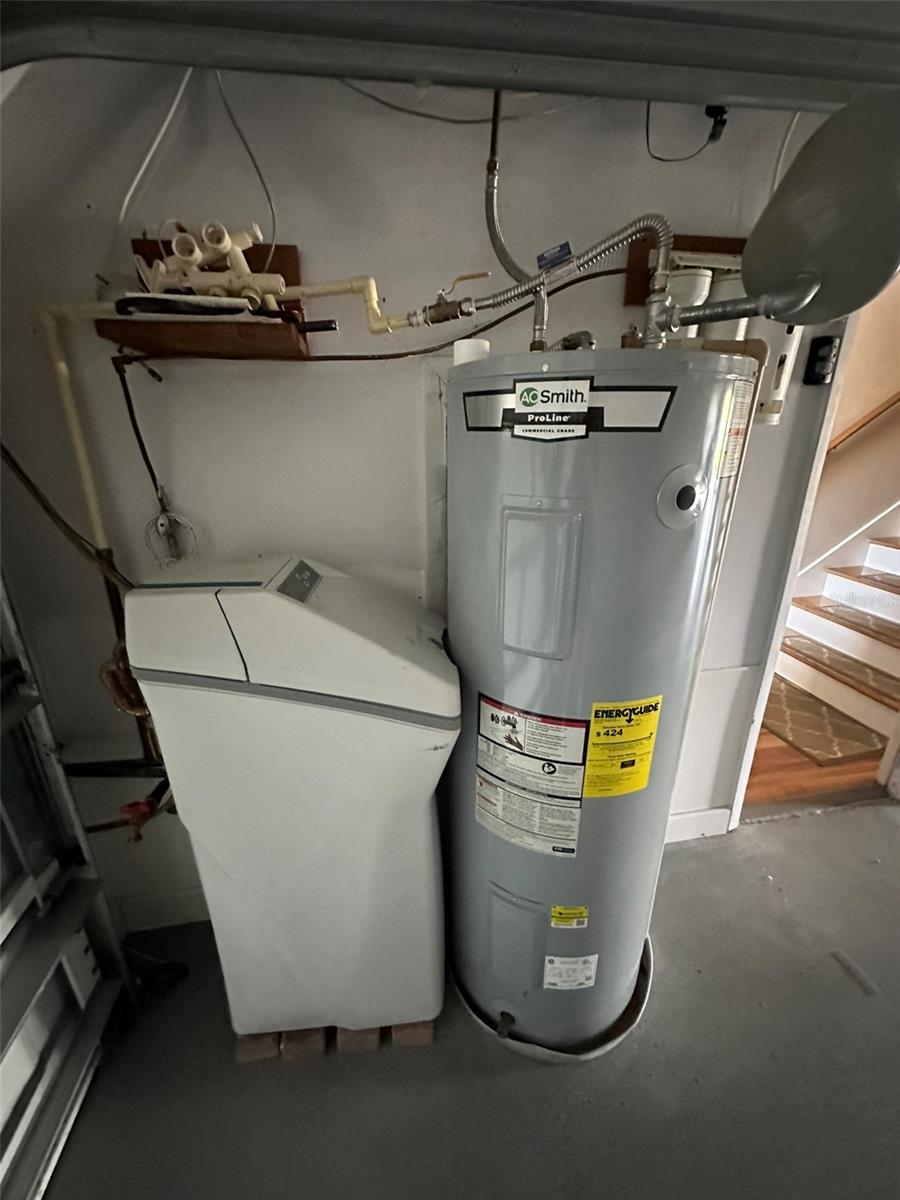 Image 38 of 39 For 370 Pinellas Bayway S C