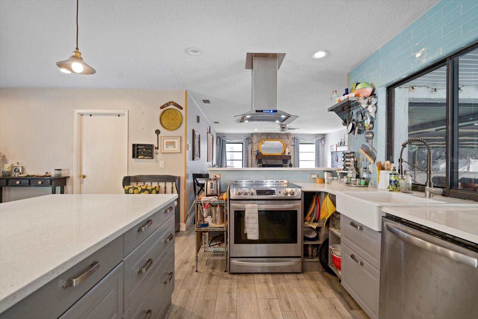 Image 7 of 29 For 1559 Roxburg Lane