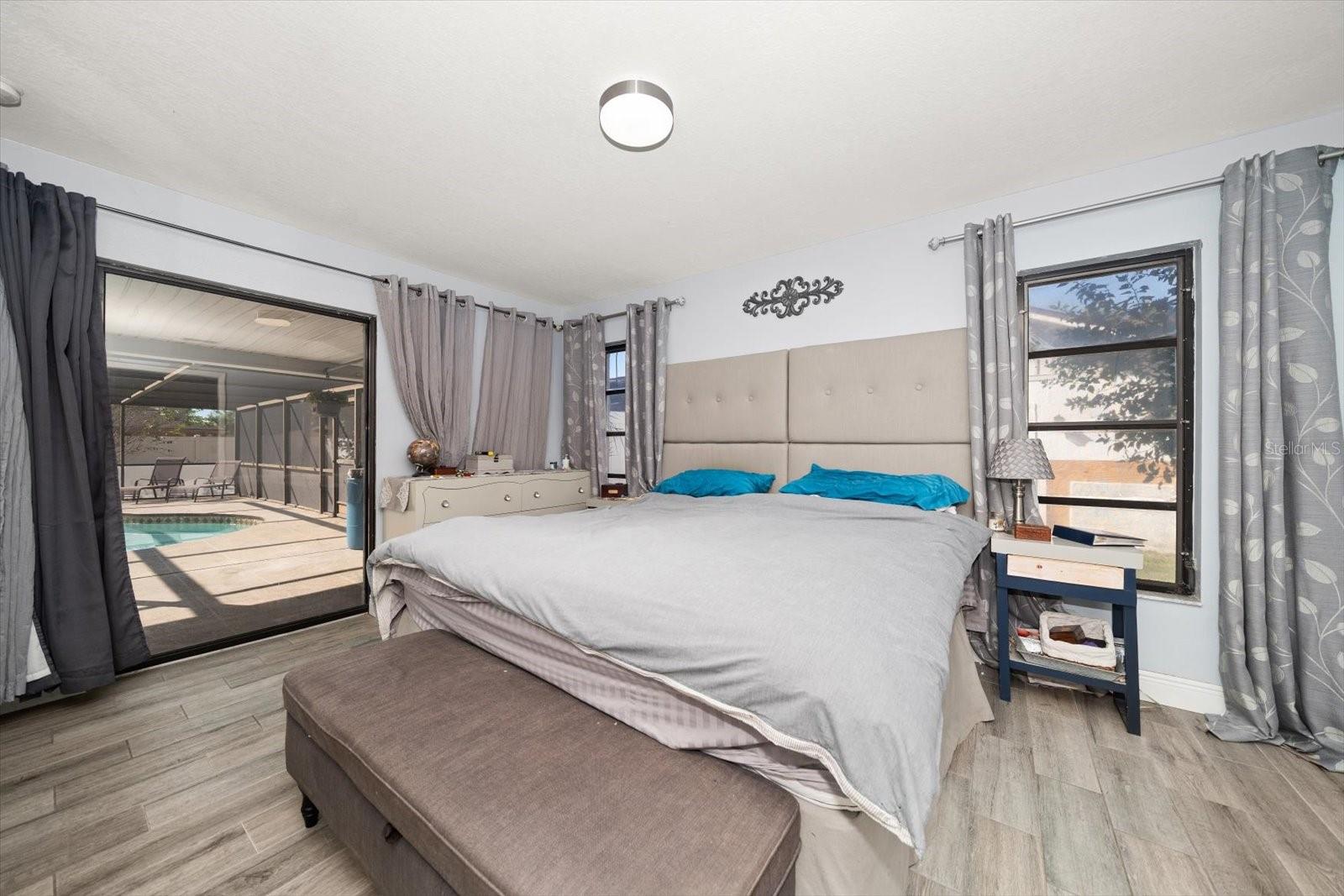 Image 9 of 29 For 1559 Roxburg Lane