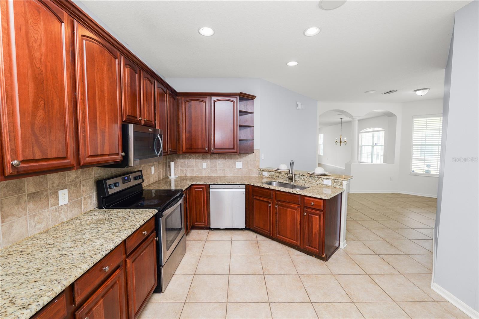 Image 21 of 53 For 11435 Cambray Creek Loop