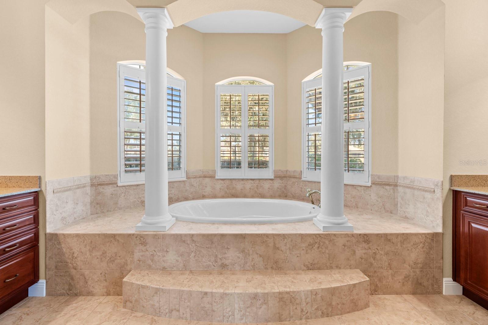 Image 24 of 67 For 827 John Cressler Drive