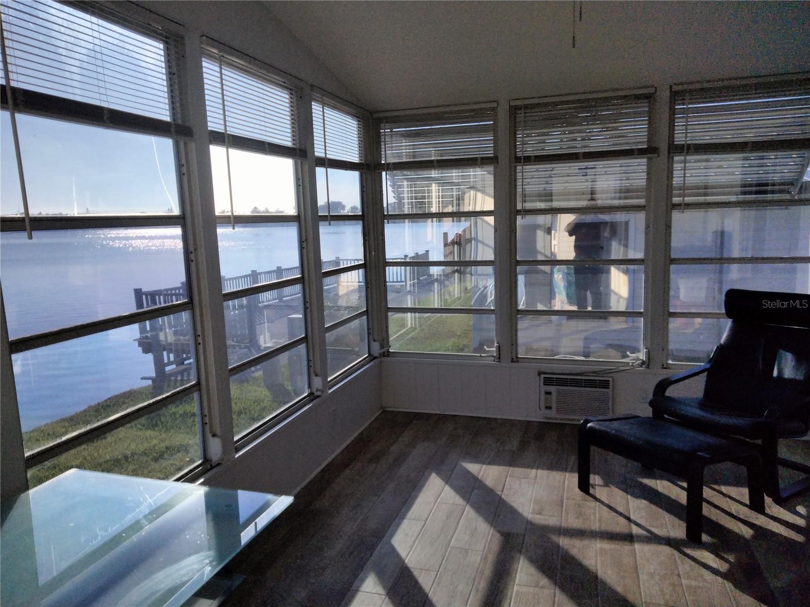 Image 27 of 46 For 3744 Bywater Drive 3744