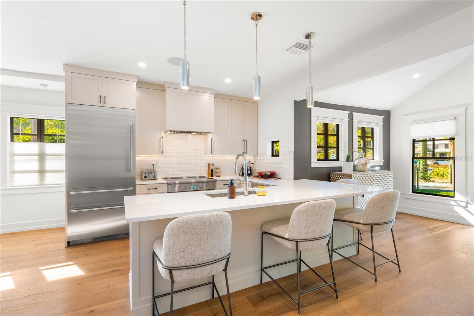 Image 26 of 91 For 5302 Central Avenue