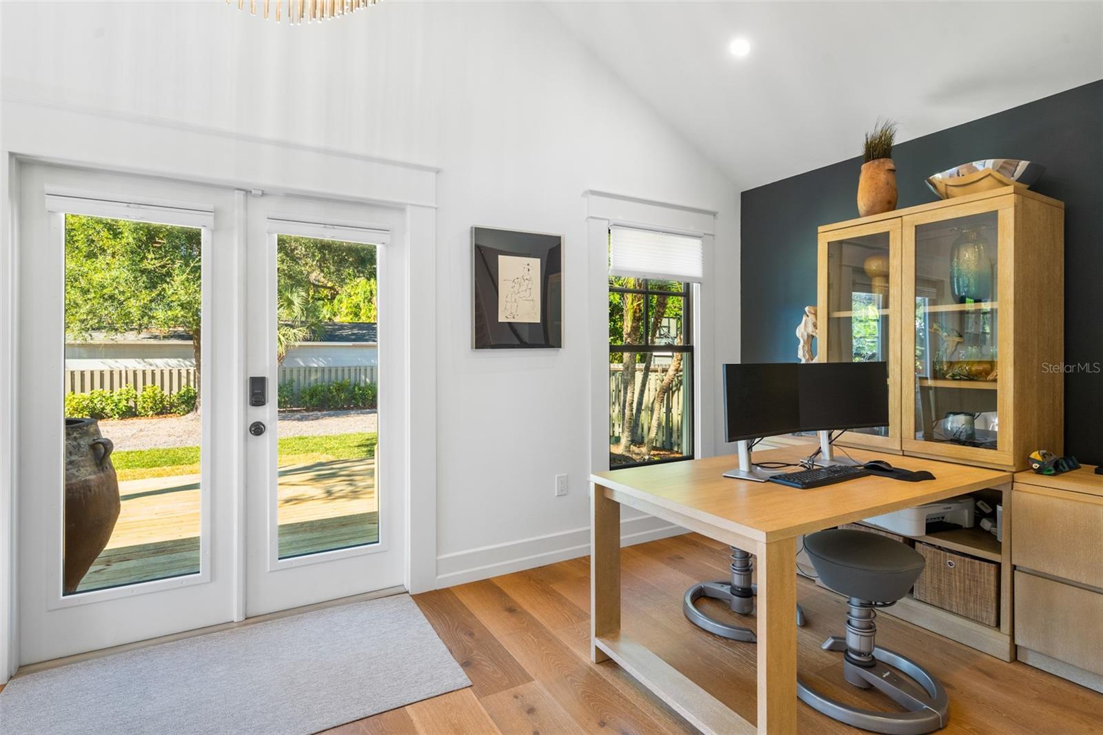 Image 30 of 91 For 5302 Central Avenue