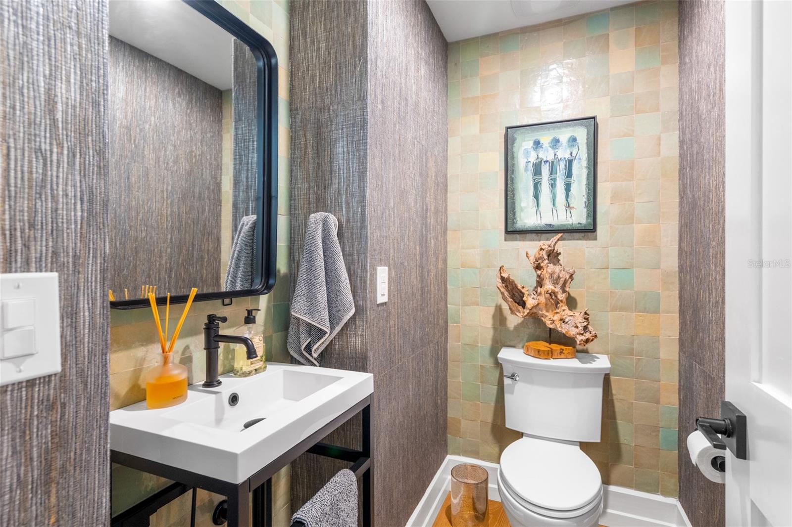 Image 36 of 91 For 5302 Central Avenue