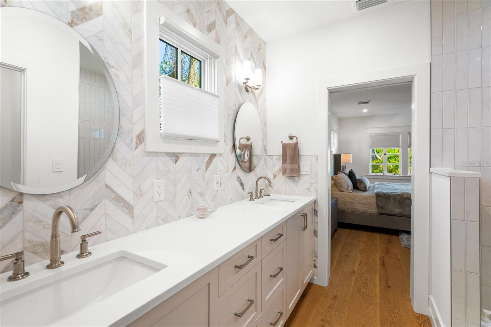 Image 46 of 91 For 5302 Central Avenue