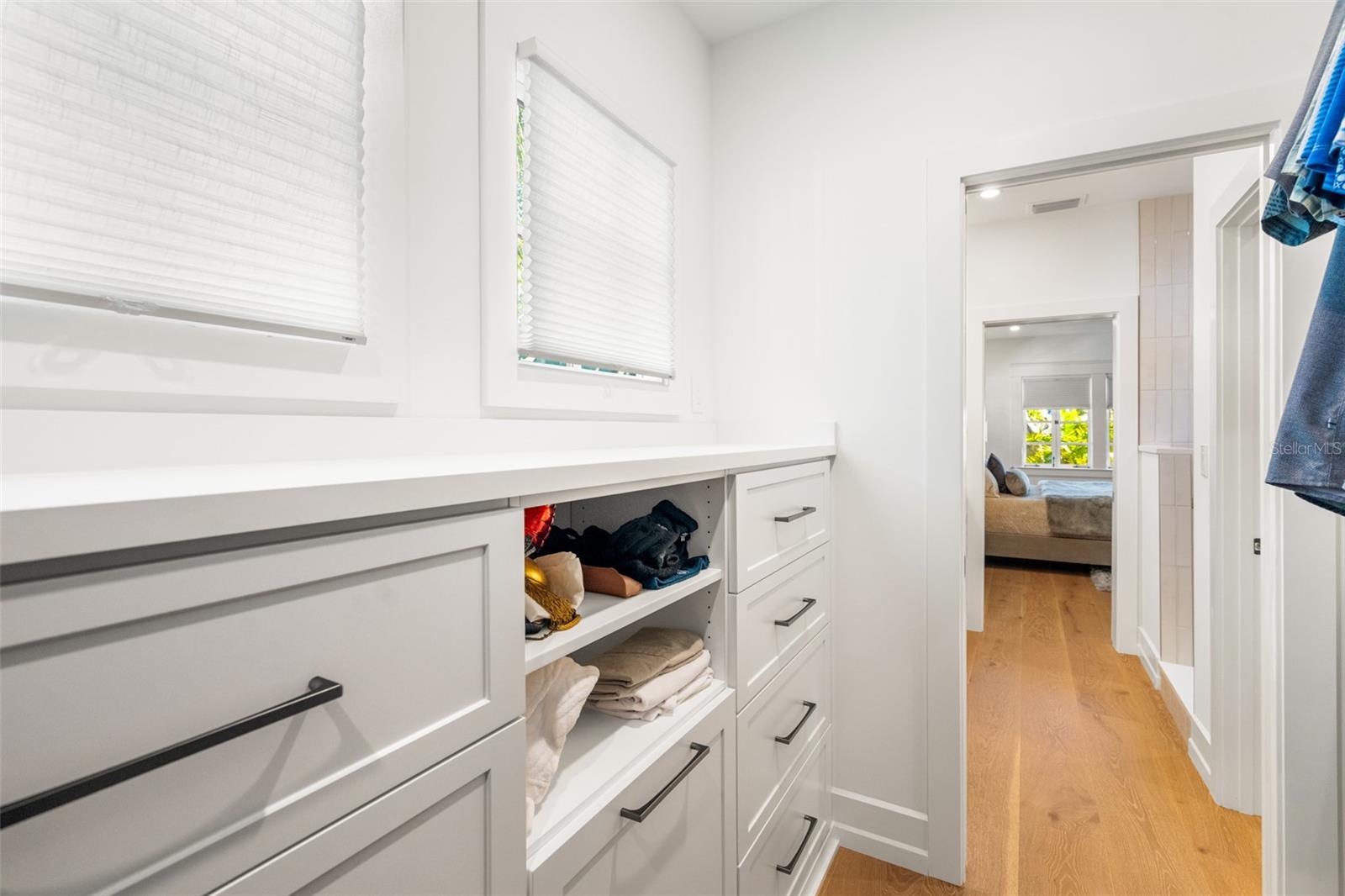 Image 48 of 91 For 5302 Central Avenue